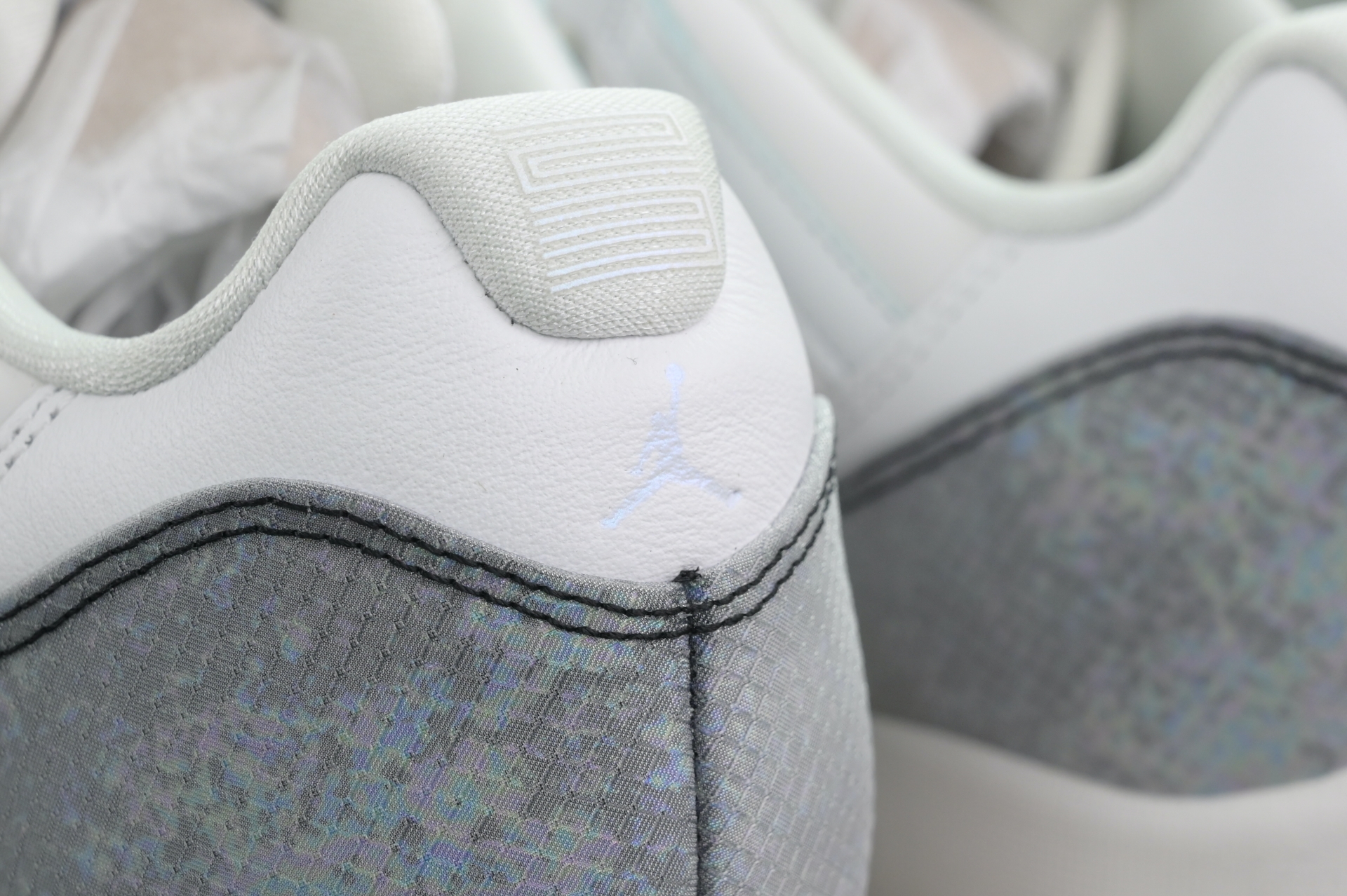 Jordan Air Jordan 11 Low  CNY