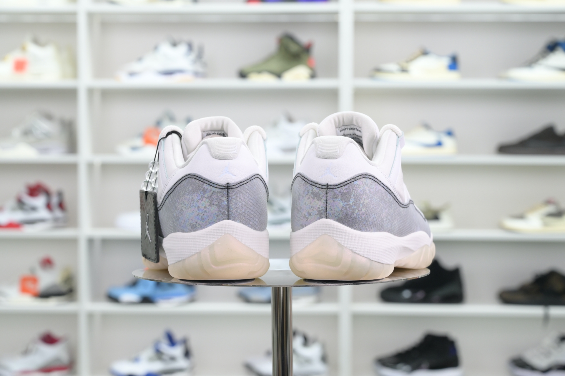 Jordan Air Jordan 11 Low  CNY