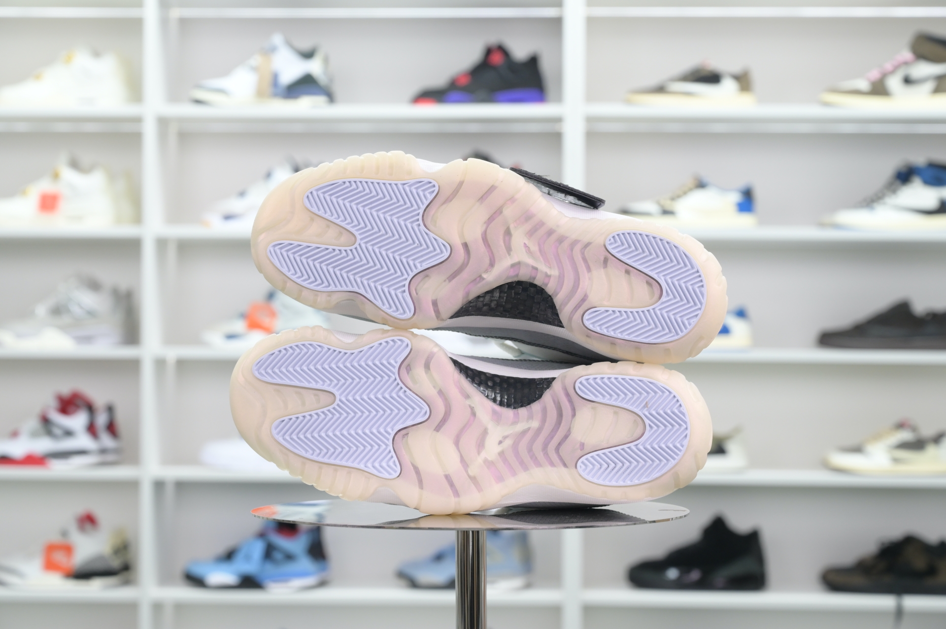 Jordan Air Jordan 11 Low  CNY