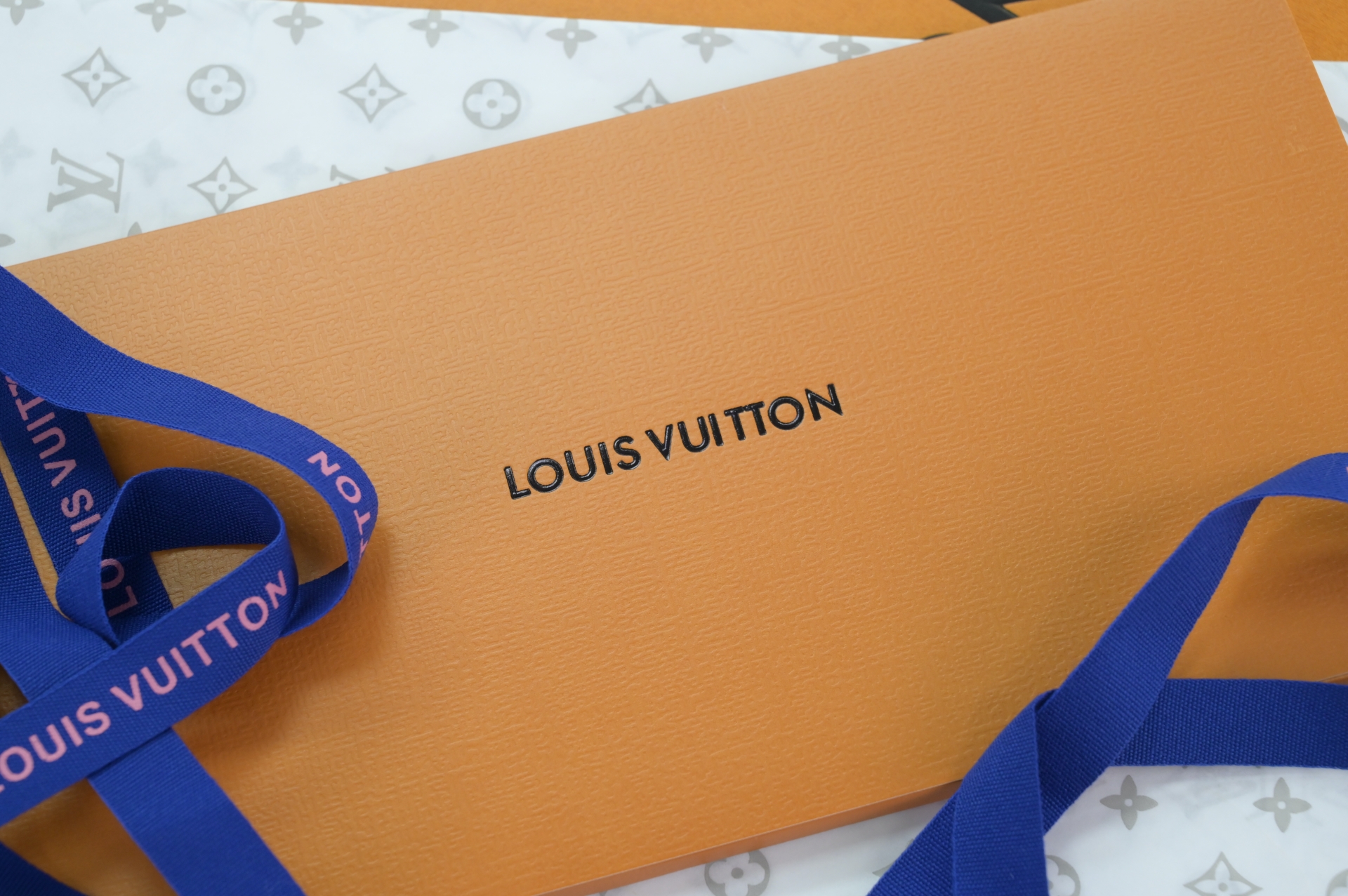 Louis Vuitton  LV