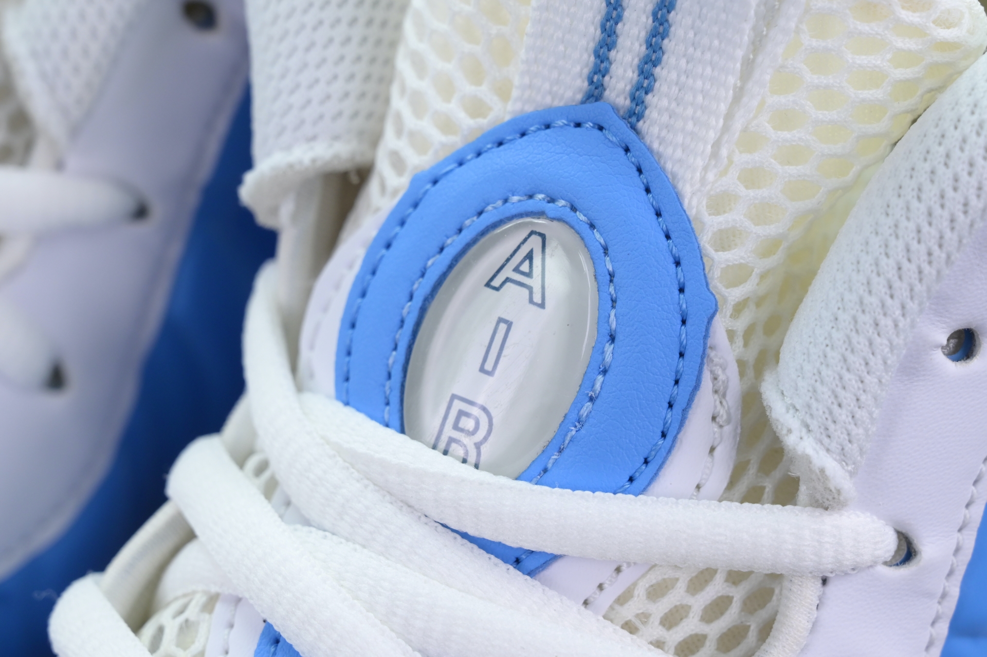 Nike Foamposite Pro University Blue