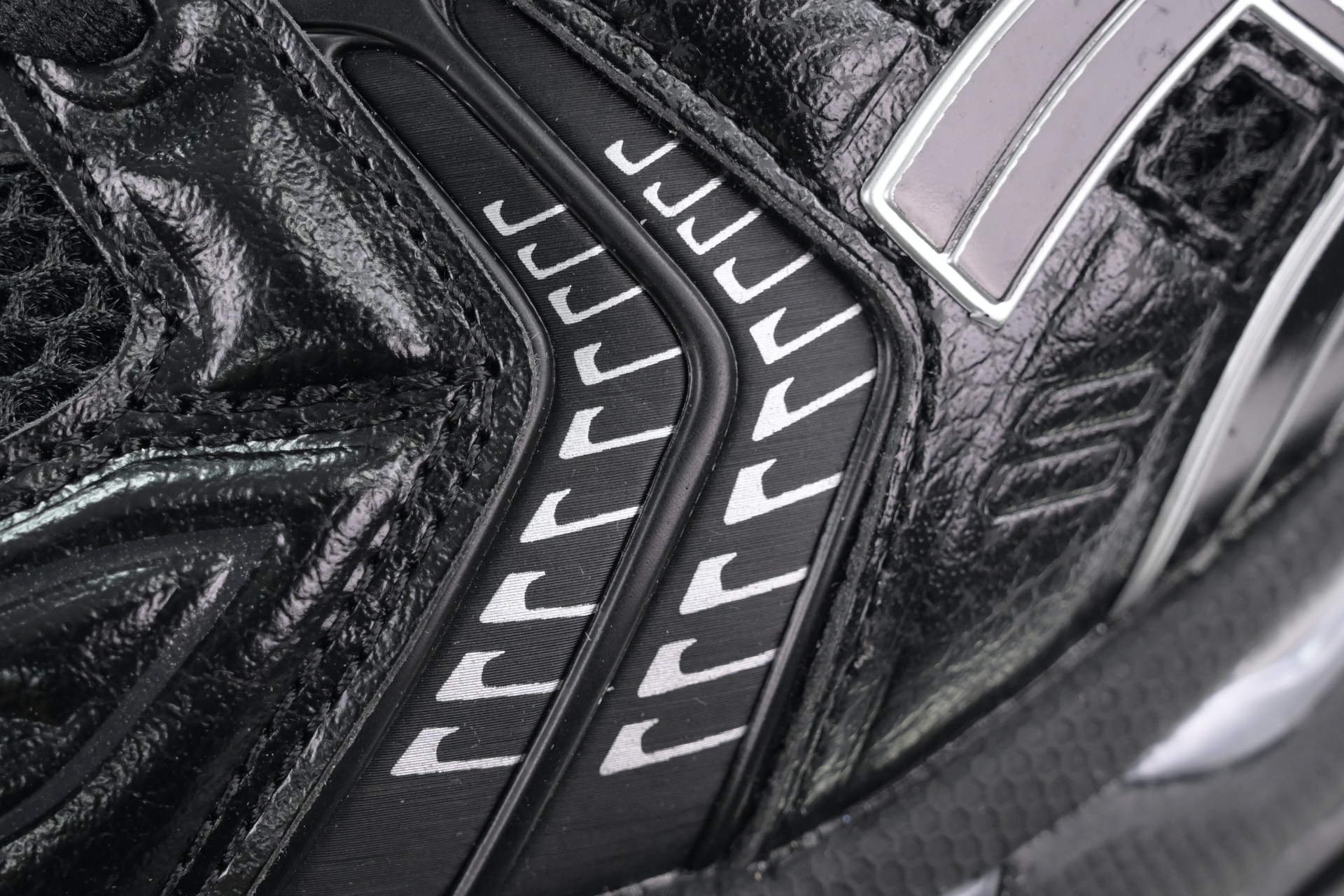 Asics Gel-Kayano 14 Y2K