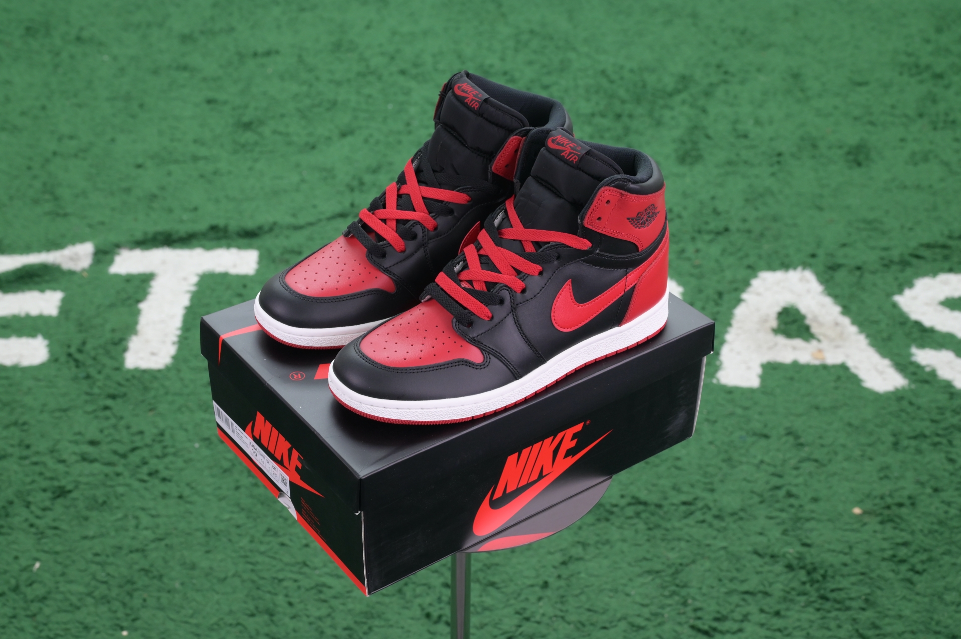 Jordan Air Jordan 1 High 85 Bred 2025