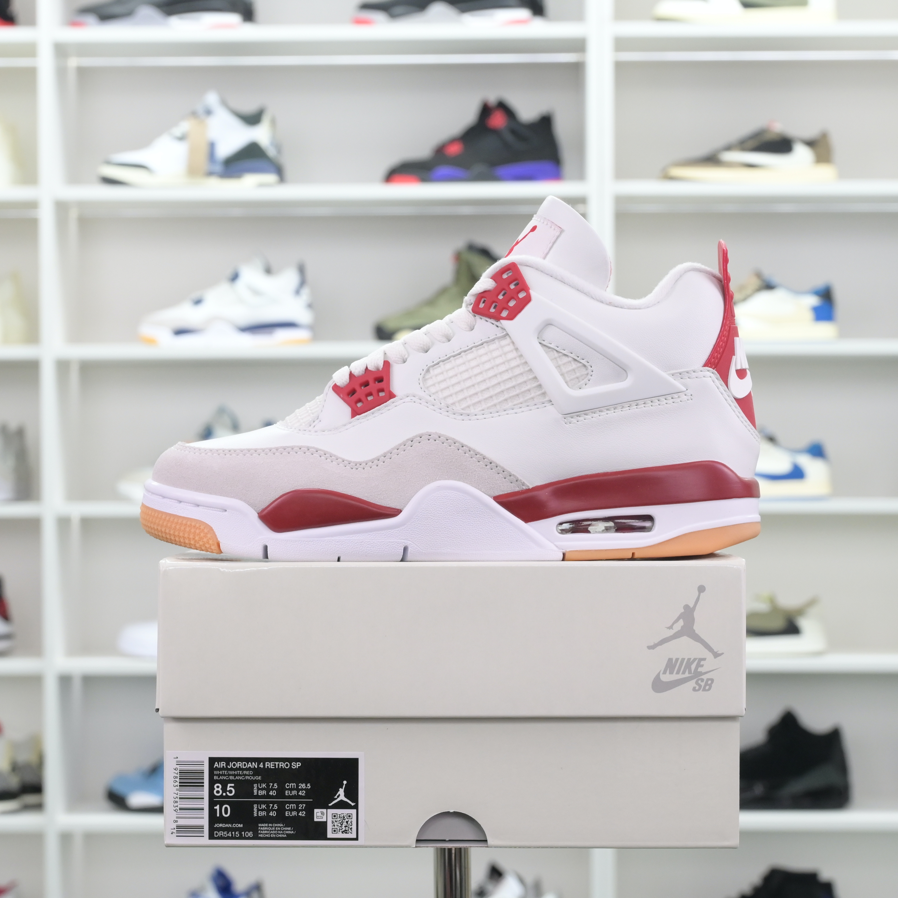 Nike SB x Jordan Air Jordan4“Varsity Red”