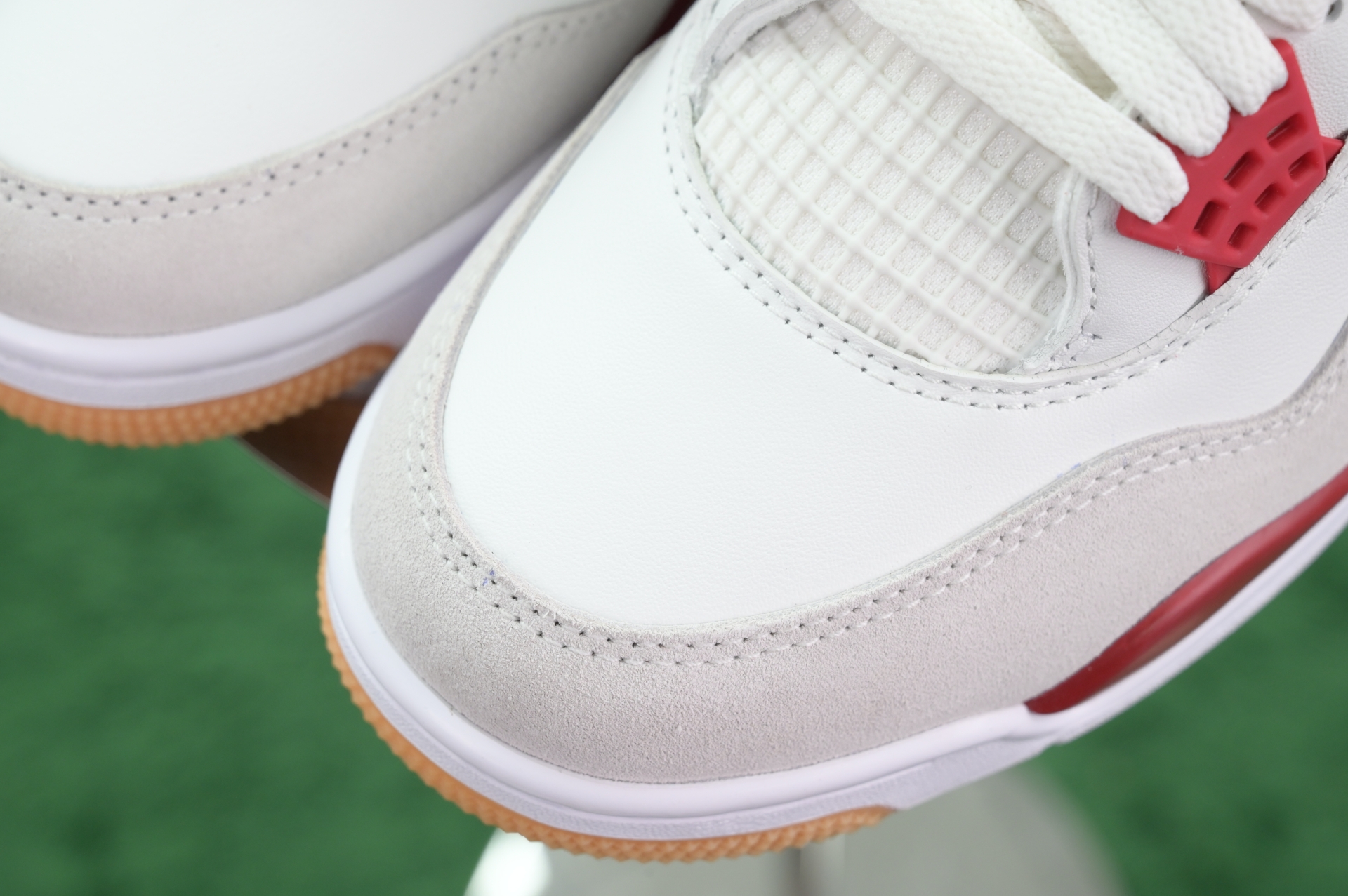 Nike SB x Jordan Air Jordan4“Varsity Red”