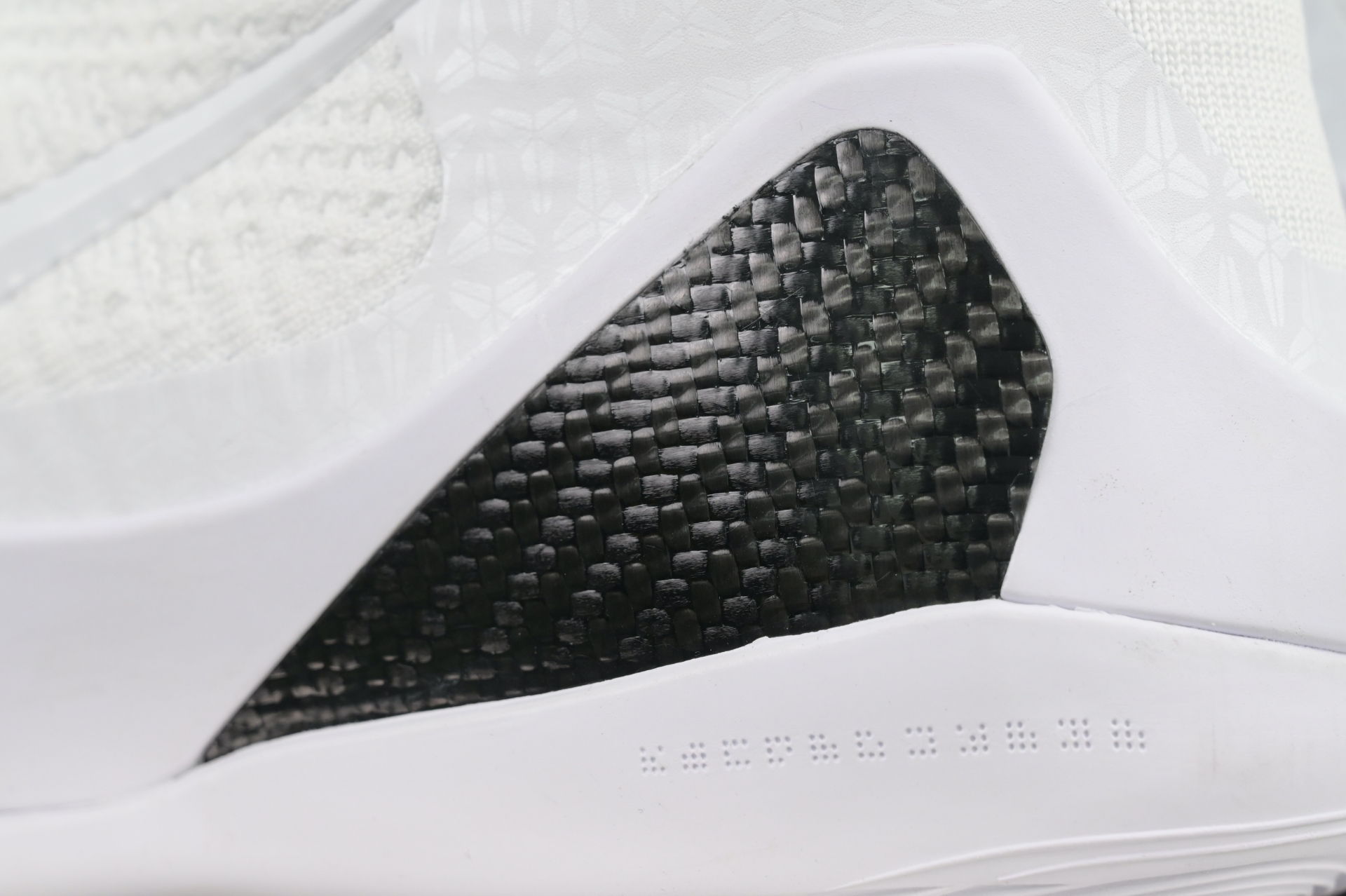 Nike Kobe 9 Elite High Protro 