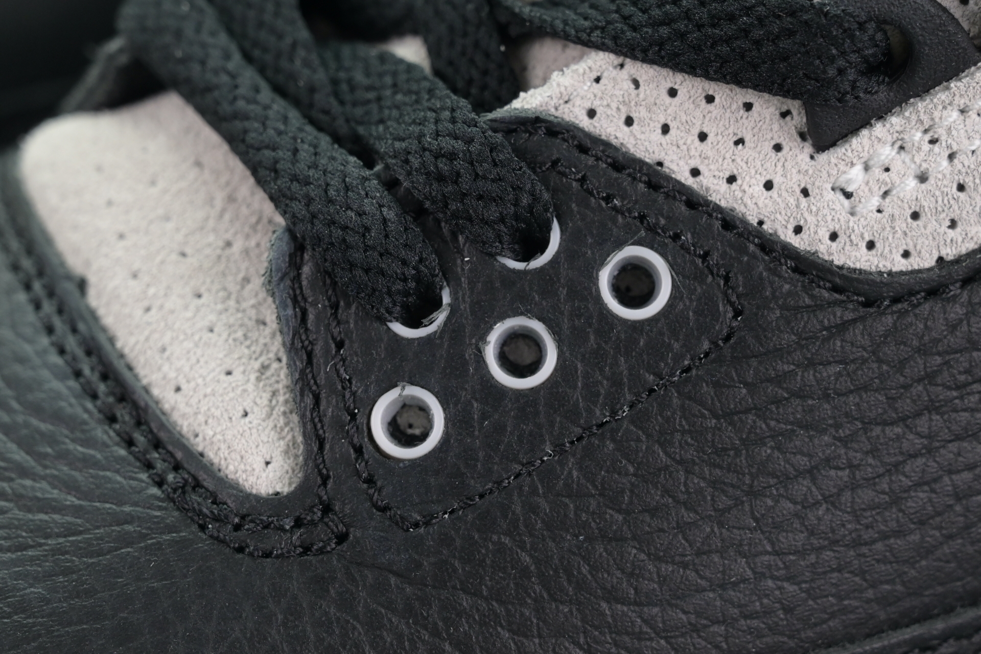 Jordan Air Jordan 3 Retro 