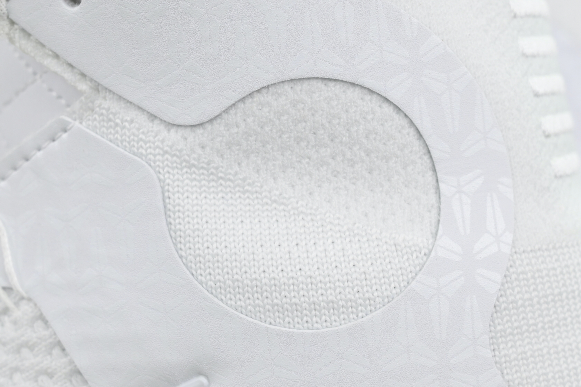 Nike Kobe 9 Elite High Protro 