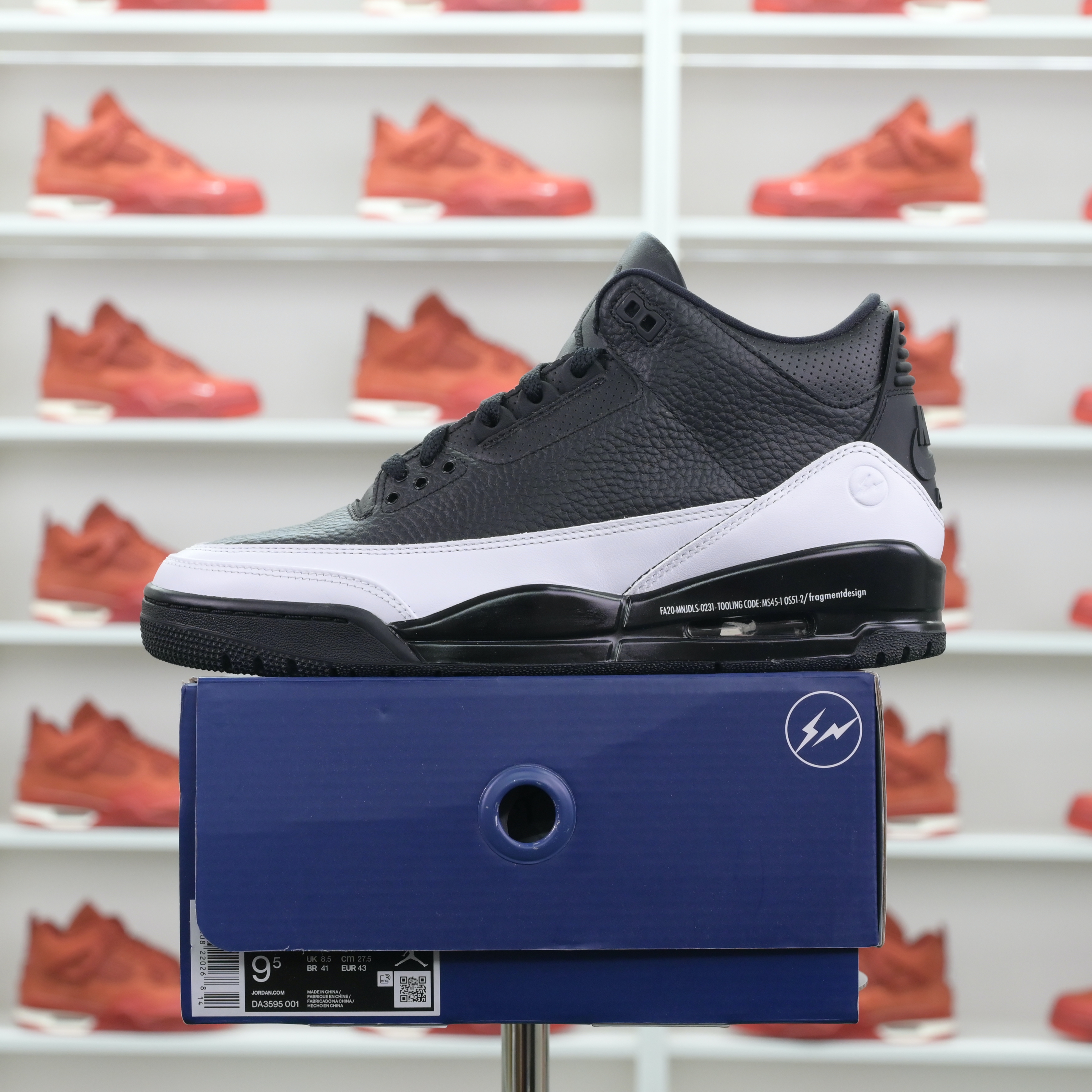 Fragment Design x Jordan Air Jordan 3“Black/ White”  DA3595-001