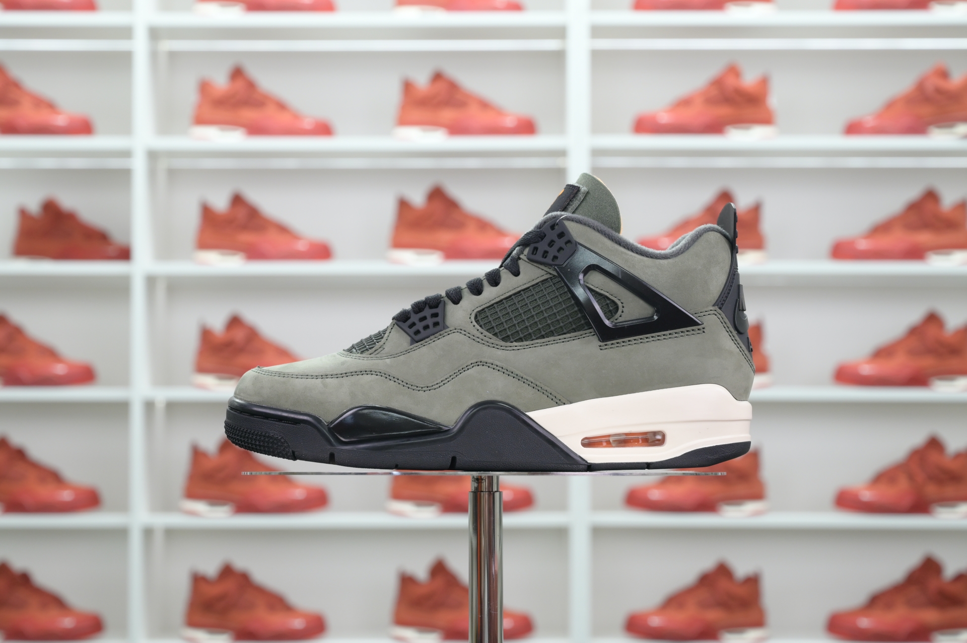 UNDEFEATED x Jordan Air Jordan 4  B1519-200
