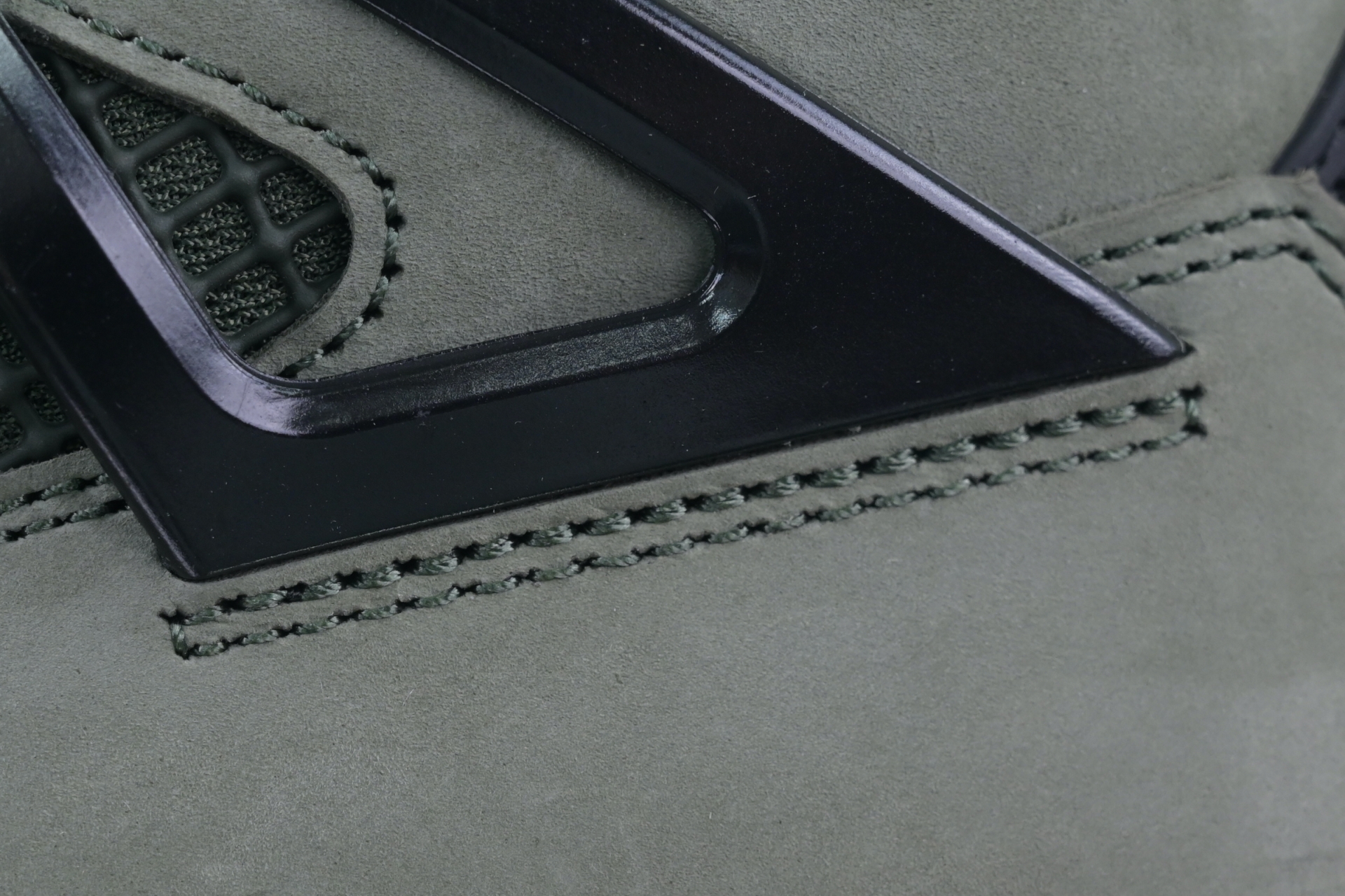 UNDEFEATED x Jordan Air Jordan 4  B1519-200