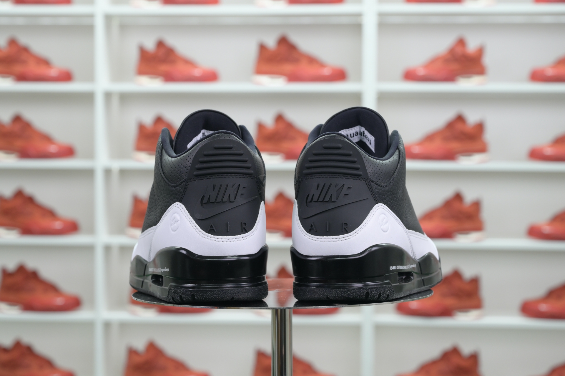 Fragment Design x Jordan Air Jordan 3“Black/ White”  DA3595-001