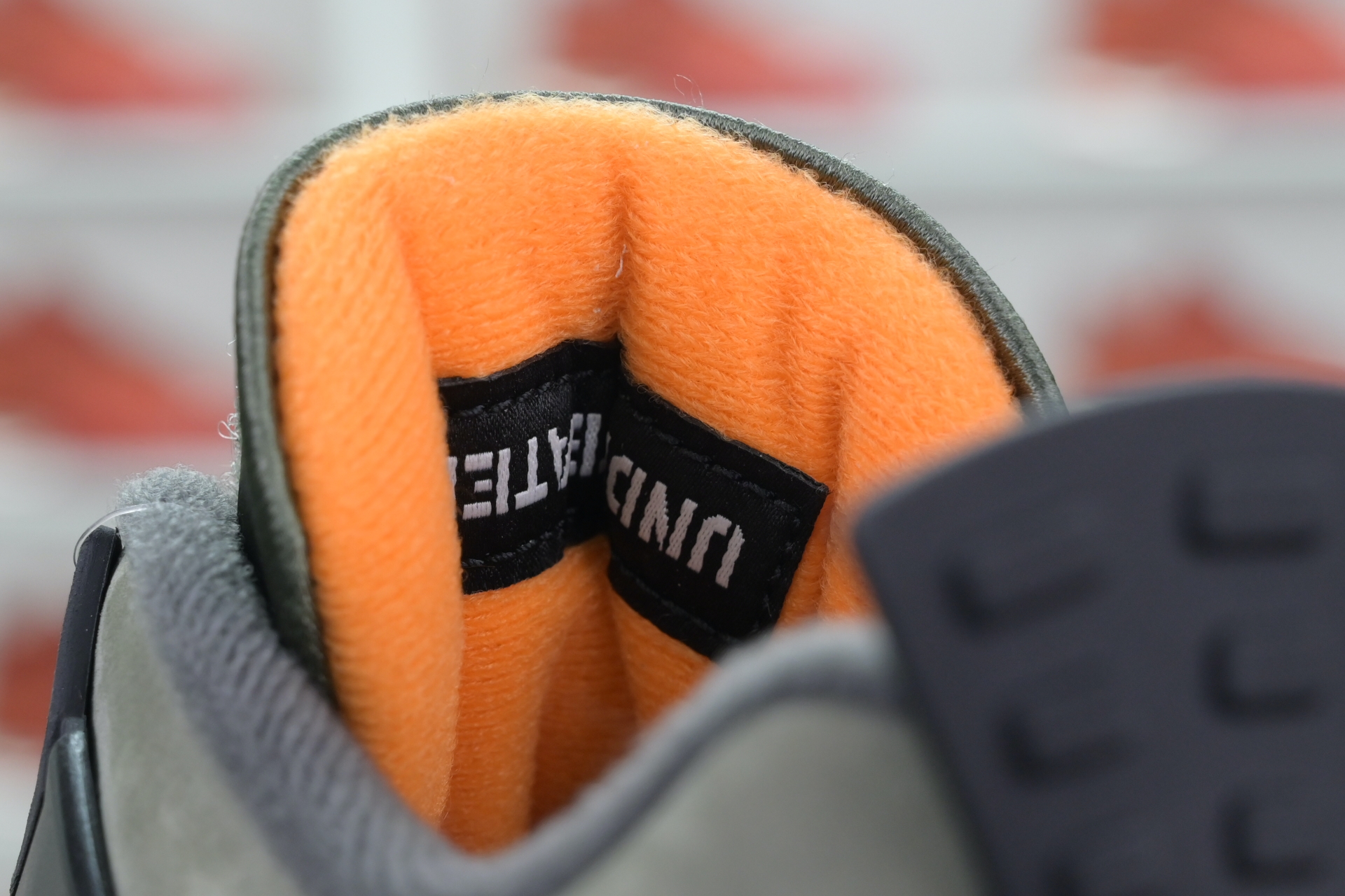 UNDEFEATED x Jordan Air Jordan 4  B1519-200