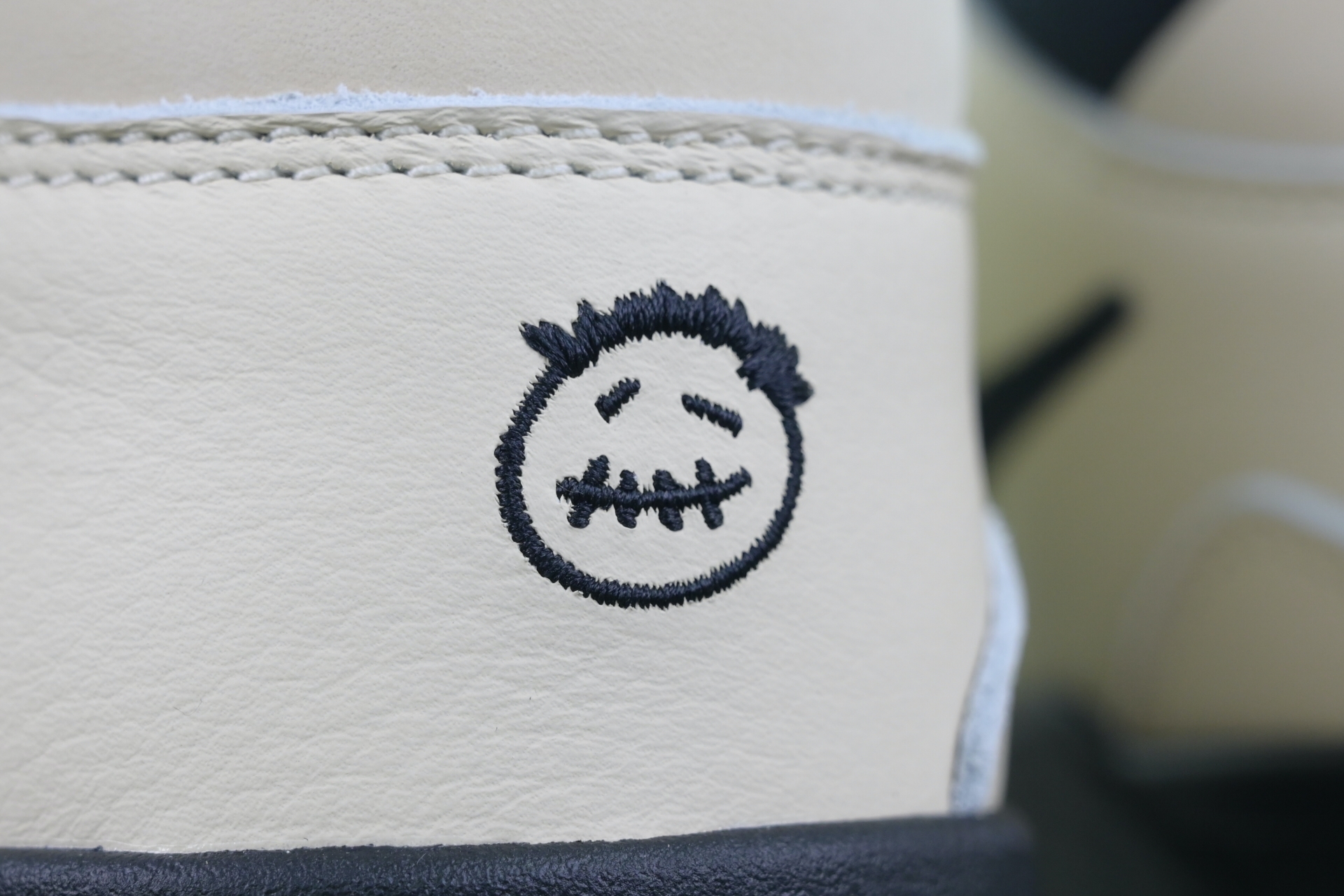 Travis Scottx Jordan Jumpman Jack TR“Bright Cactus”  FZ8117-102