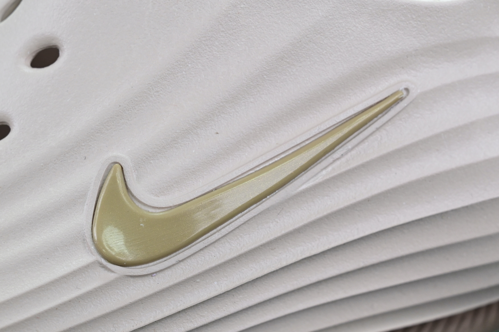 Nike ReactX Rejuven8 Light Orewood Brown HV5060-100