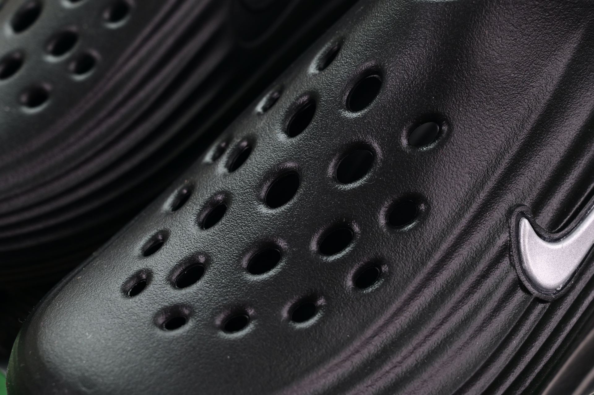 Nike ReactX Rejuven8  HV5062-001