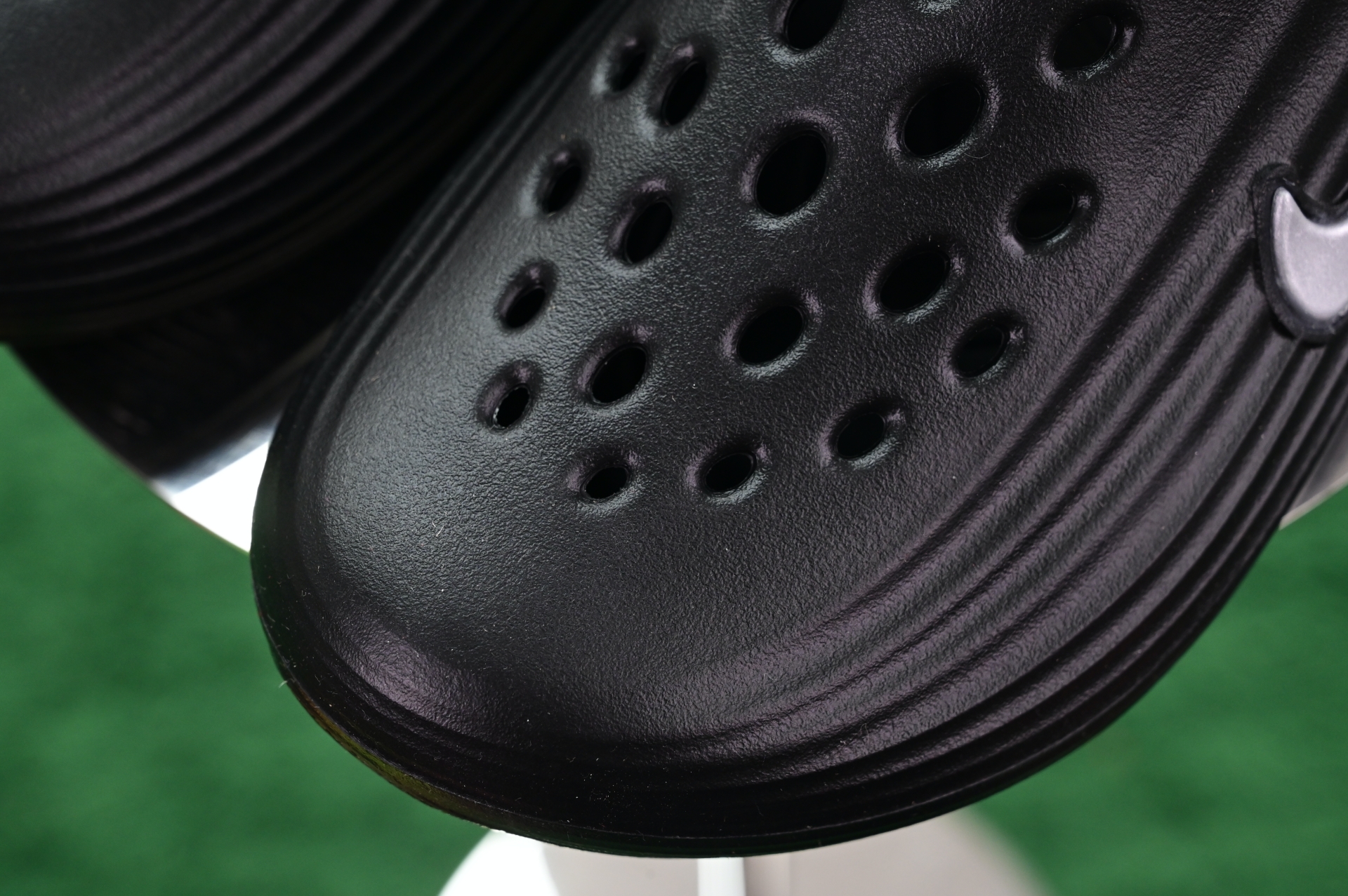 Nike ReactX Rejuven8  HV5062-001