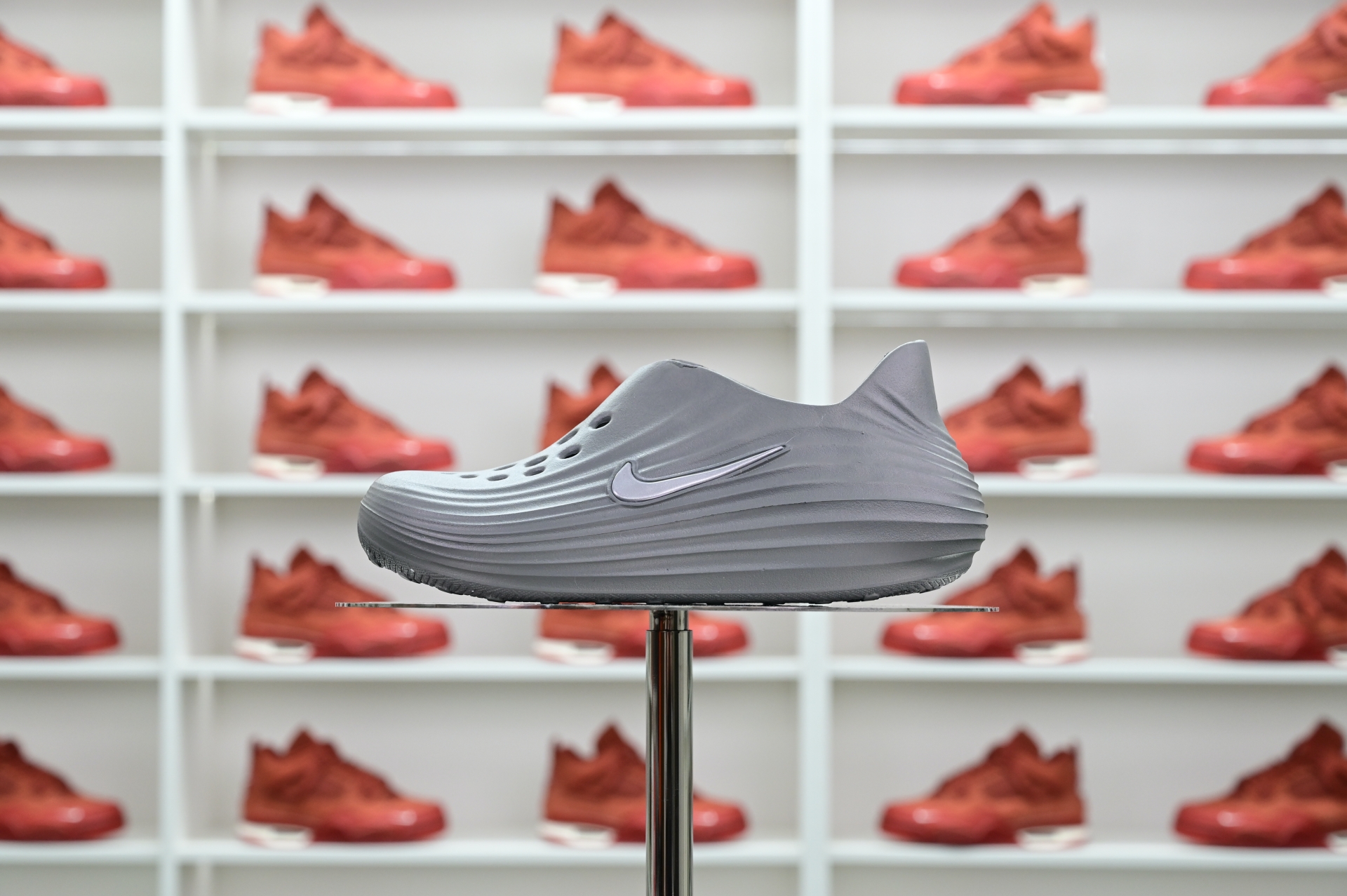 Nike ReactX Rejuven8  HV5060-002