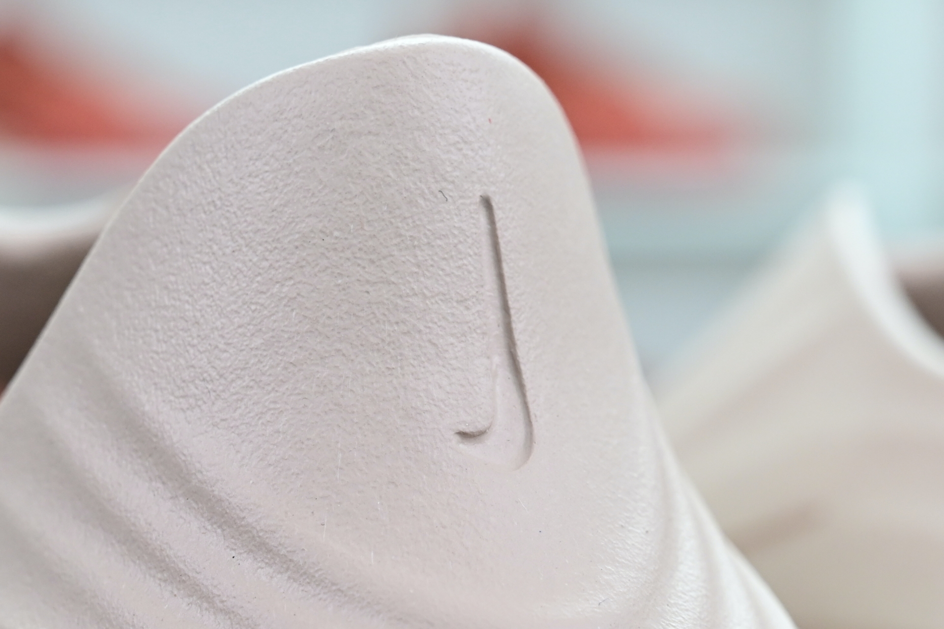 Nike ReactX Rejuven8 Light Orewood Brown HV5060-100