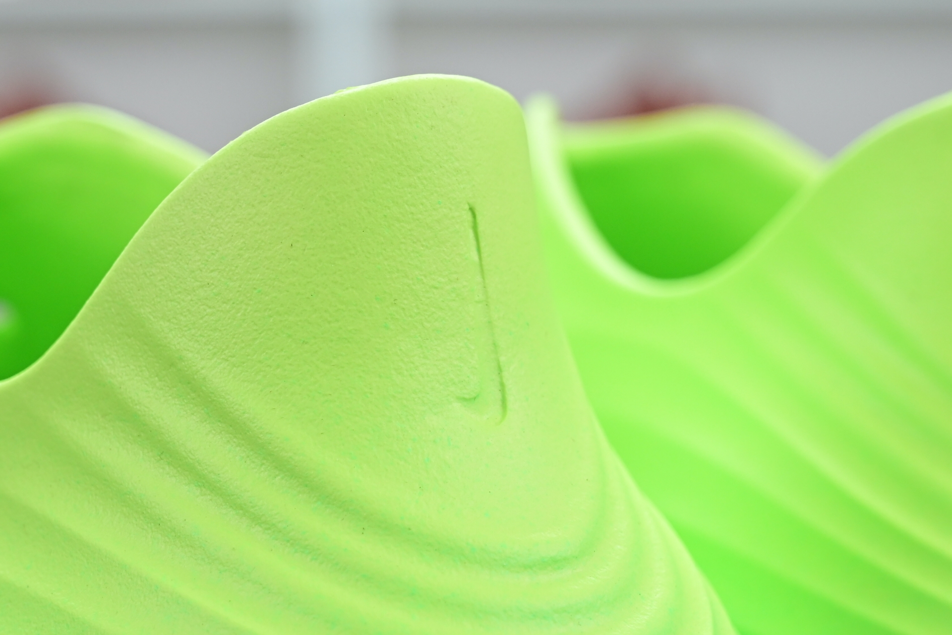 Nike ReactX Rejuven8 Green Strike  HV5060-300