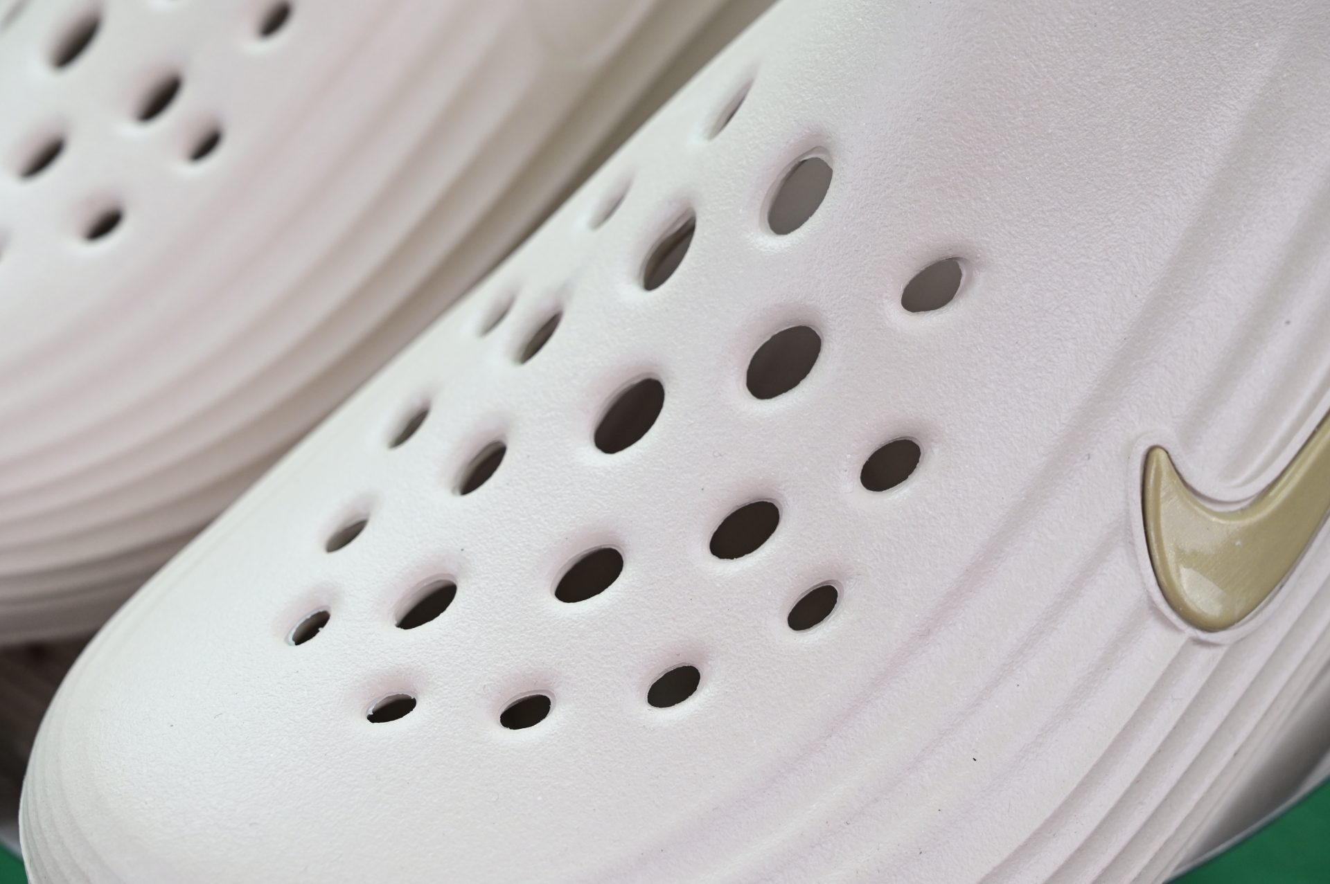 Nike ReactX Rejuven8 Light Orewood Brown HV5060-100