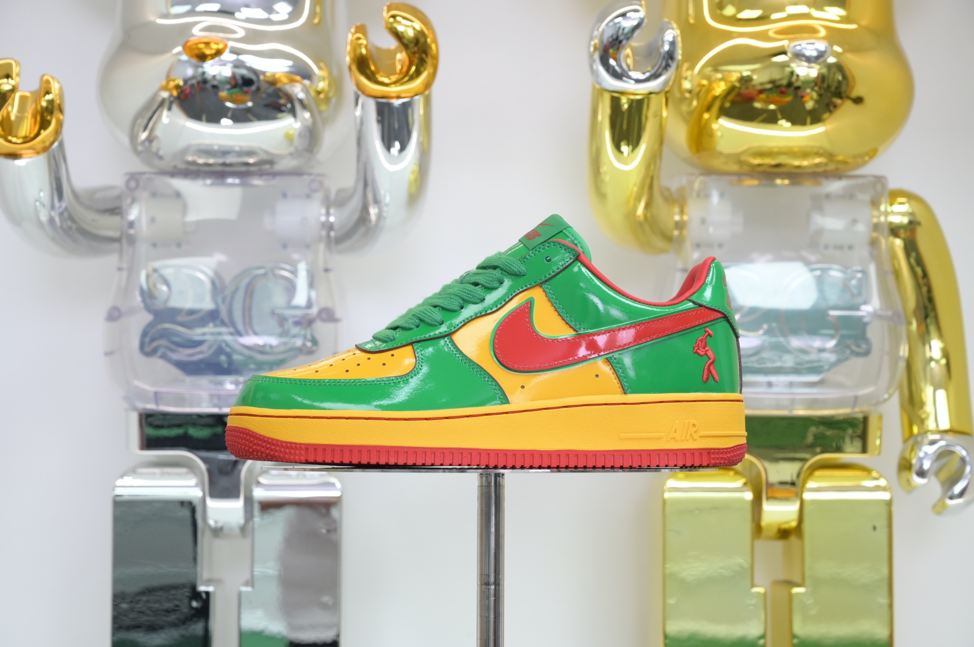 Nike Air Force 1 IH4383-300