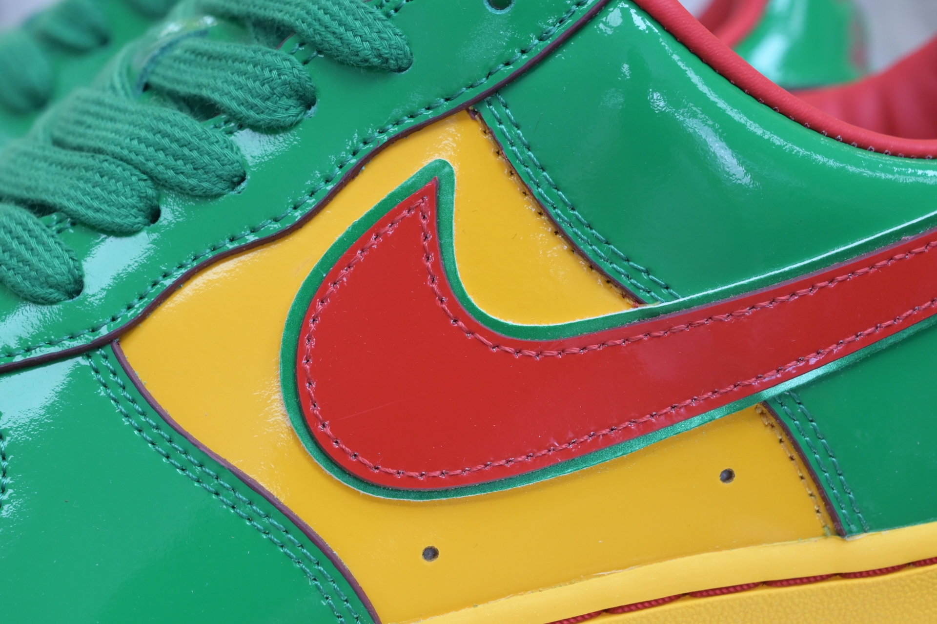 Nike Air Force 1 IH4383-300