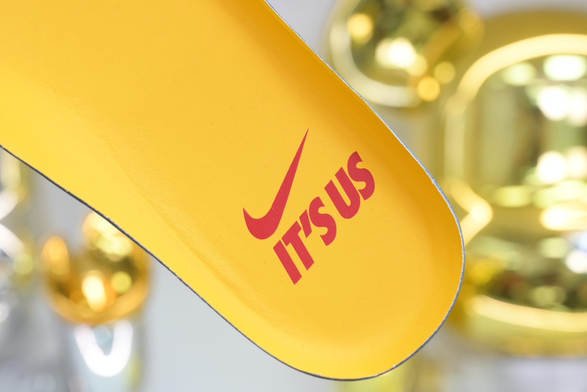 Nike Air Force 1 IH4383-300