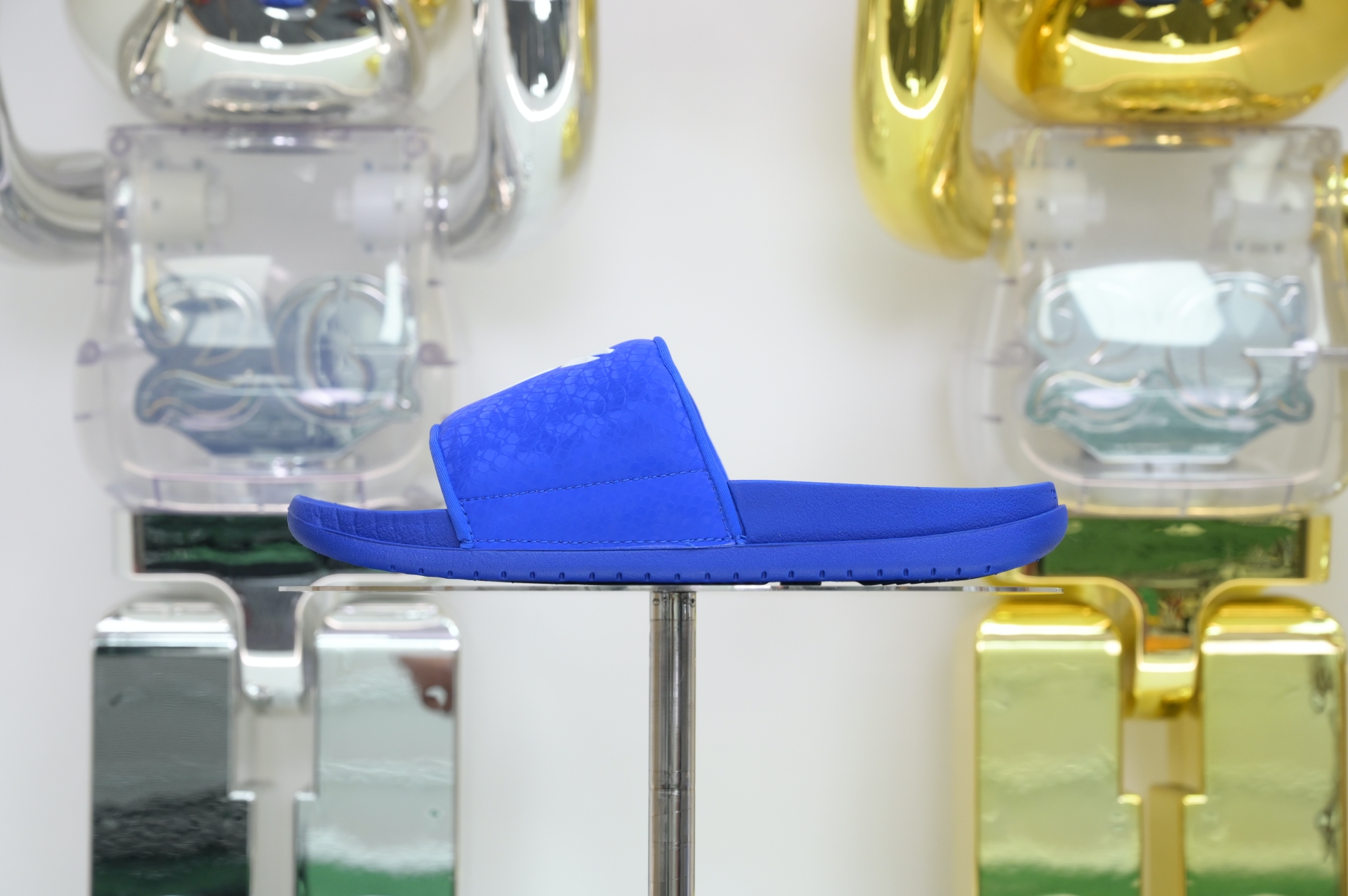 Nike Kobe Offcourt Slides  IP2870-400