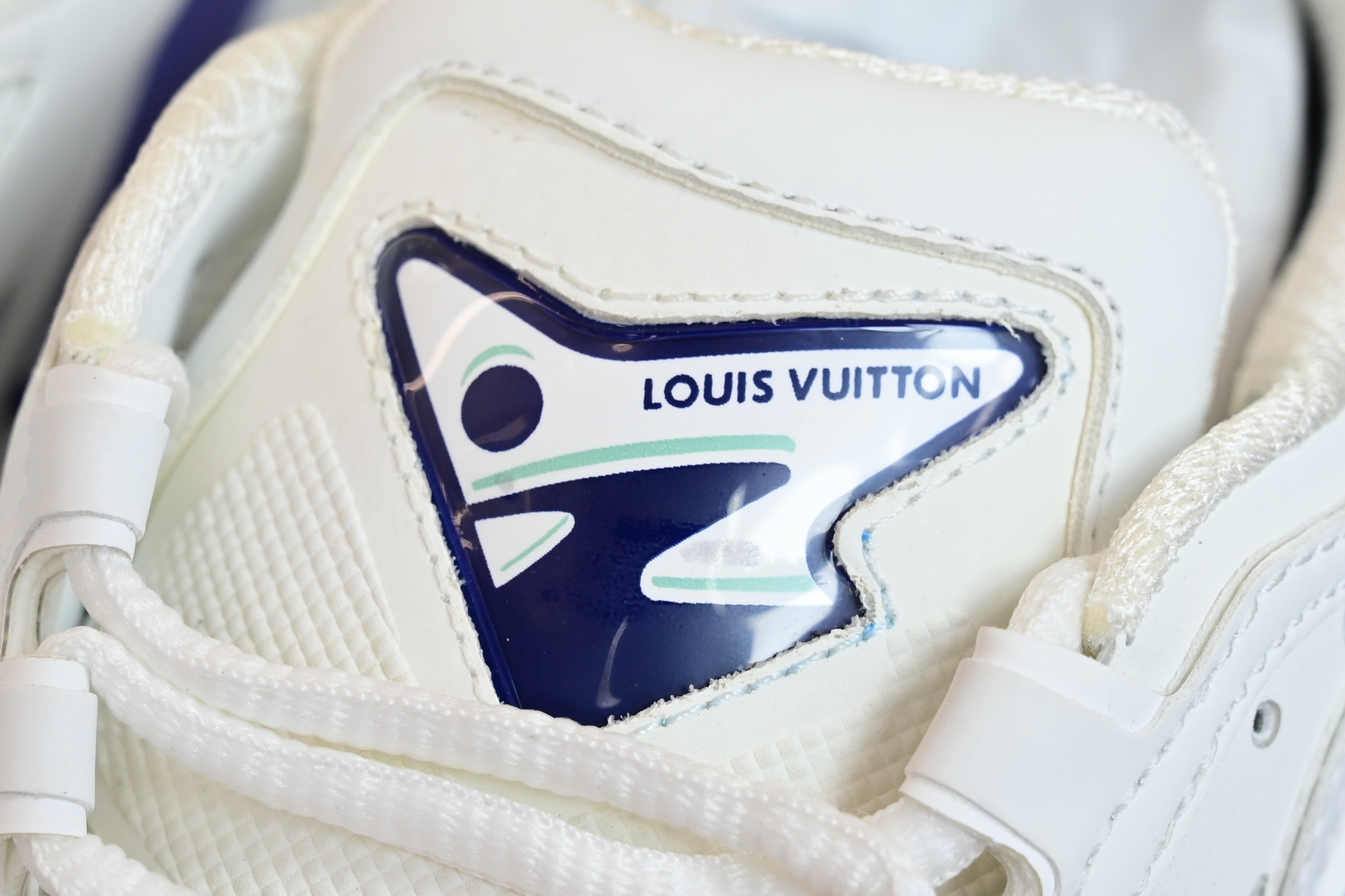 Louis Vuitton  LV