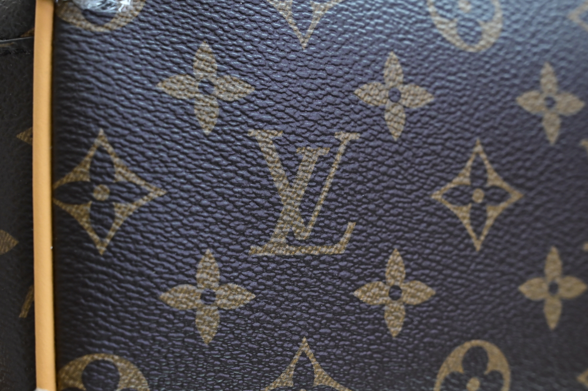Louis Vuitton  LV