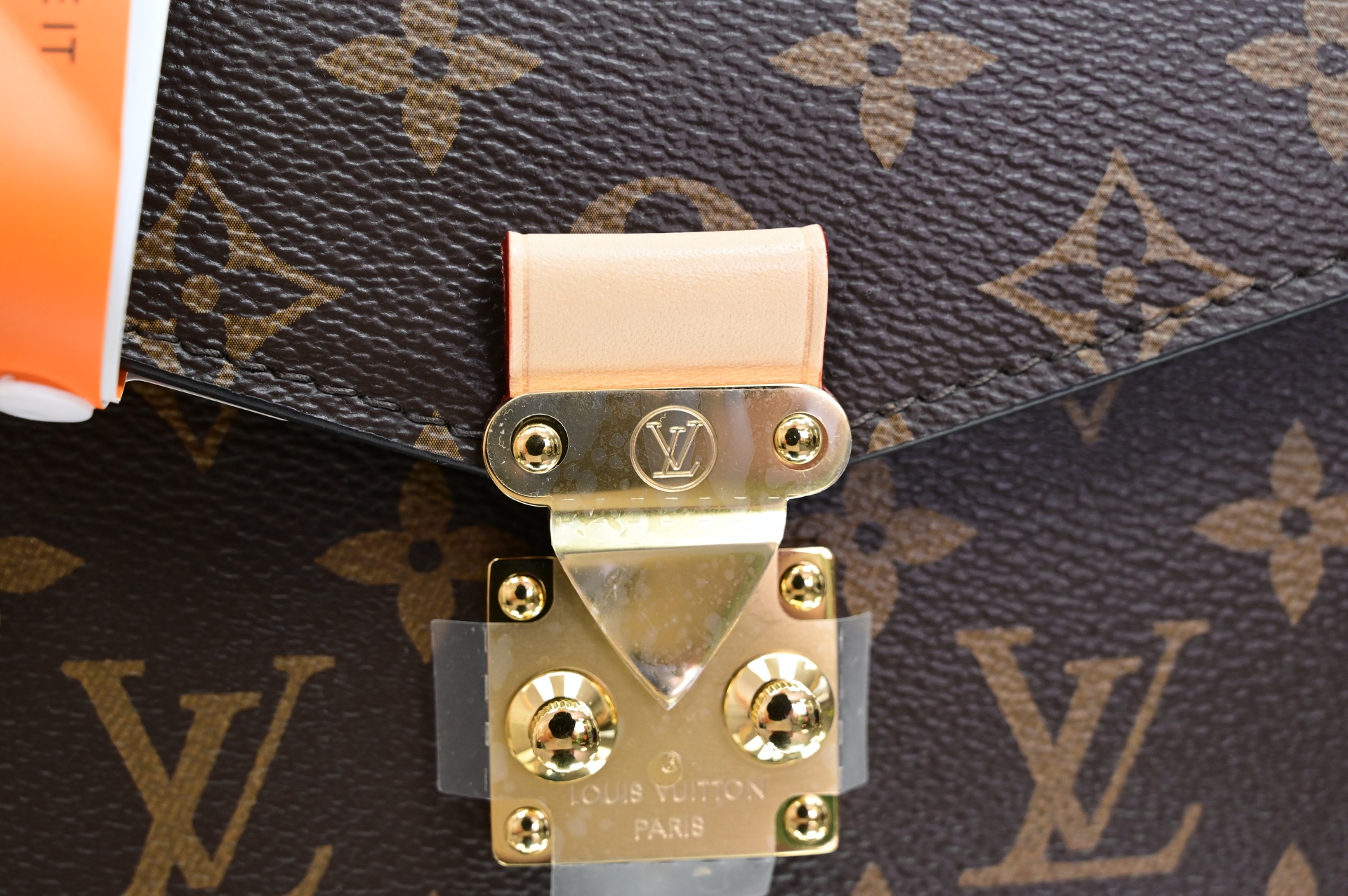 Louis Vuitton  LV