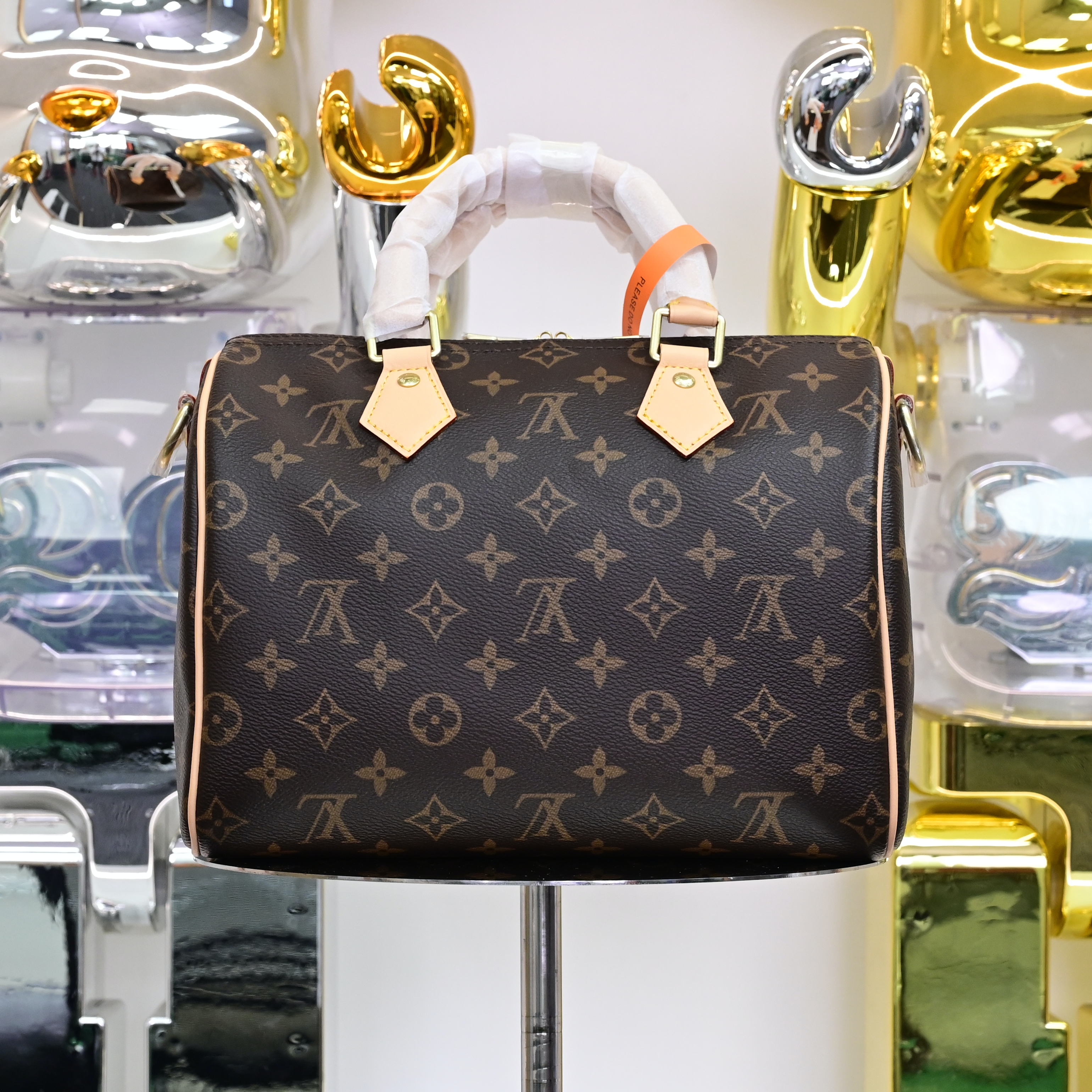 Louis Vuitton  LV