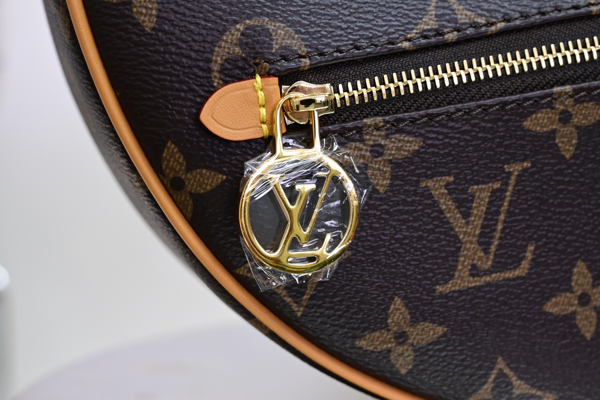 Louis Vuitton  LV