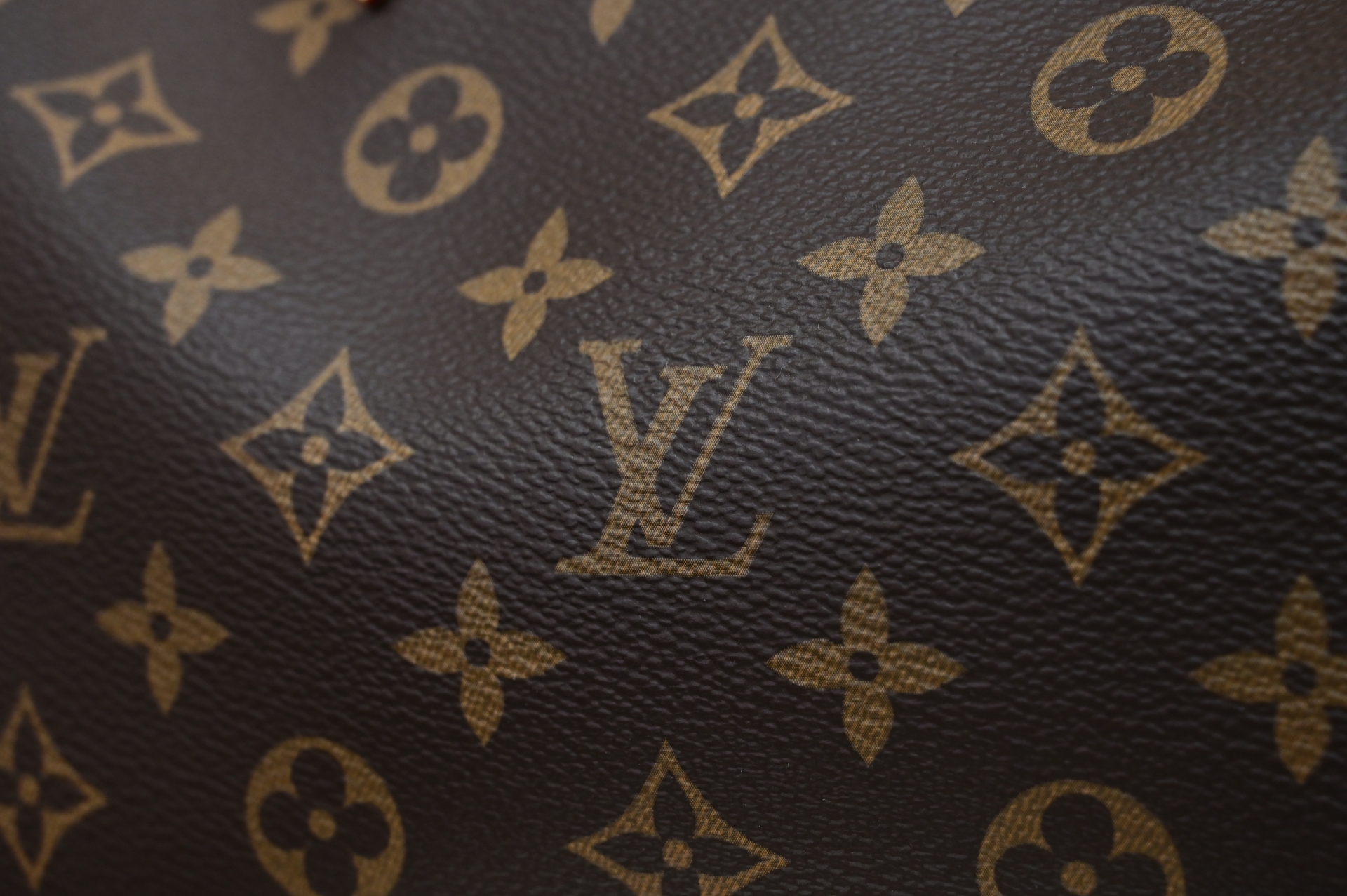 Louis Vuitton  LV