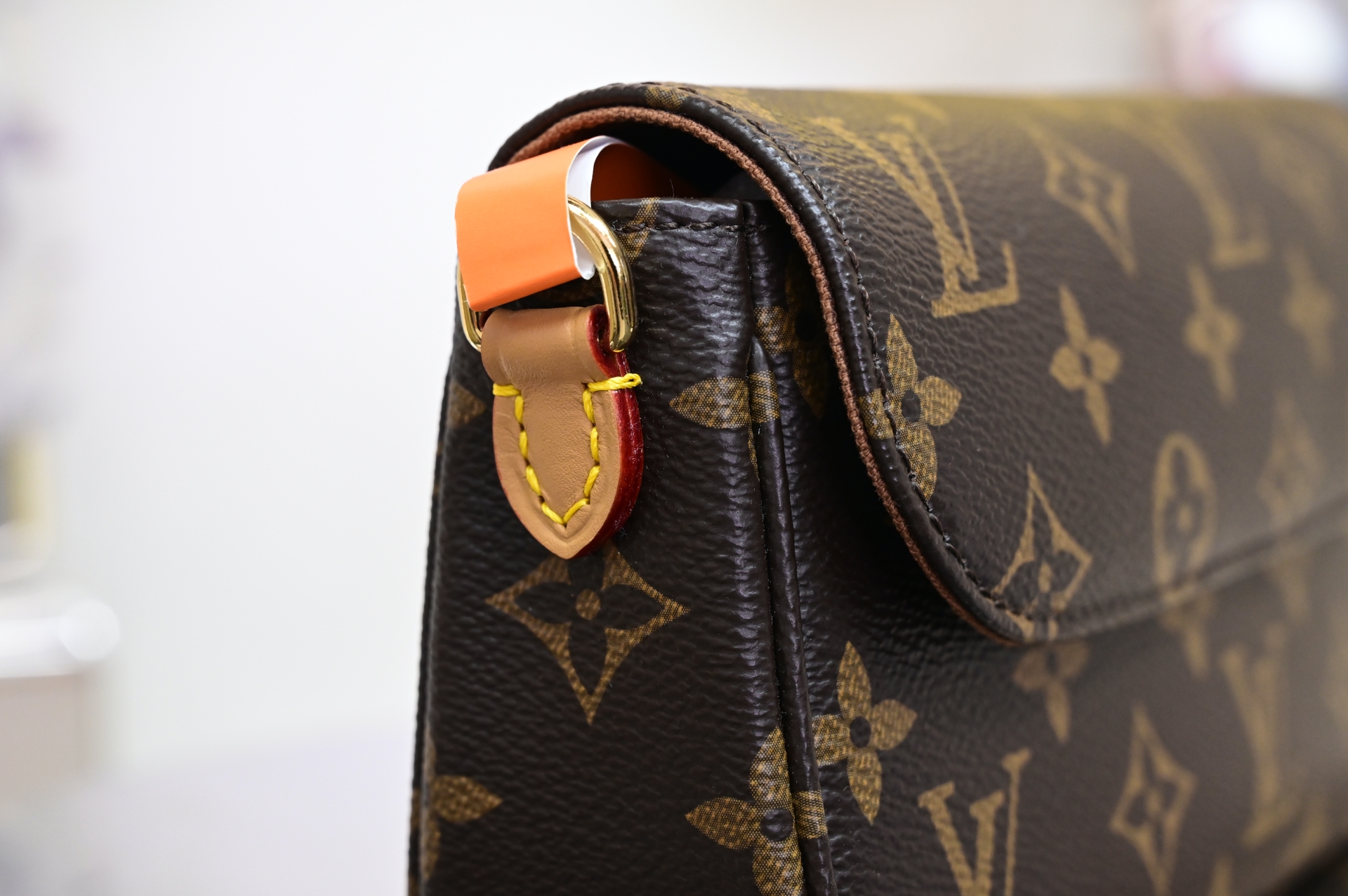 Louis Vuitton  LV