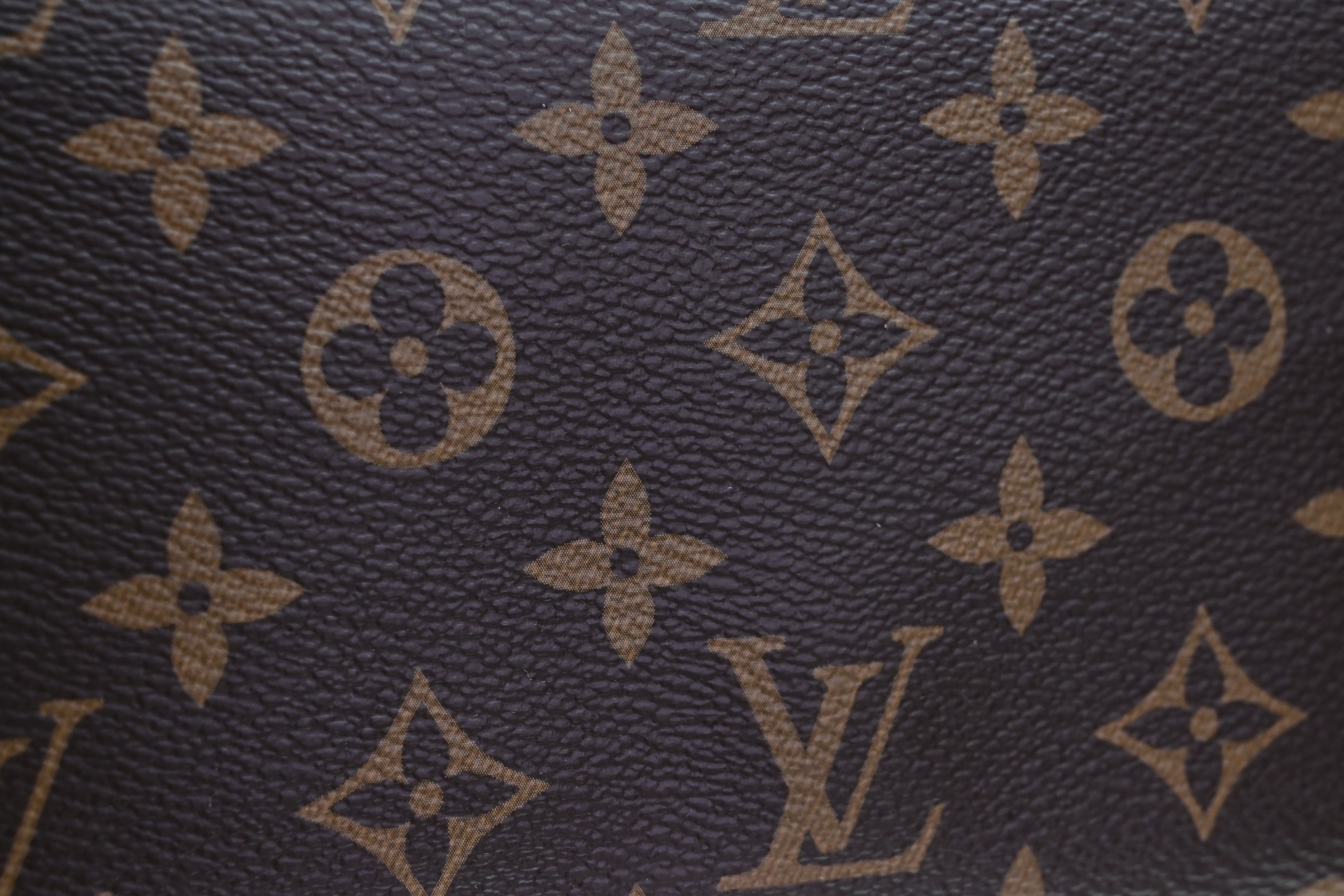Louis Vuitton  LV