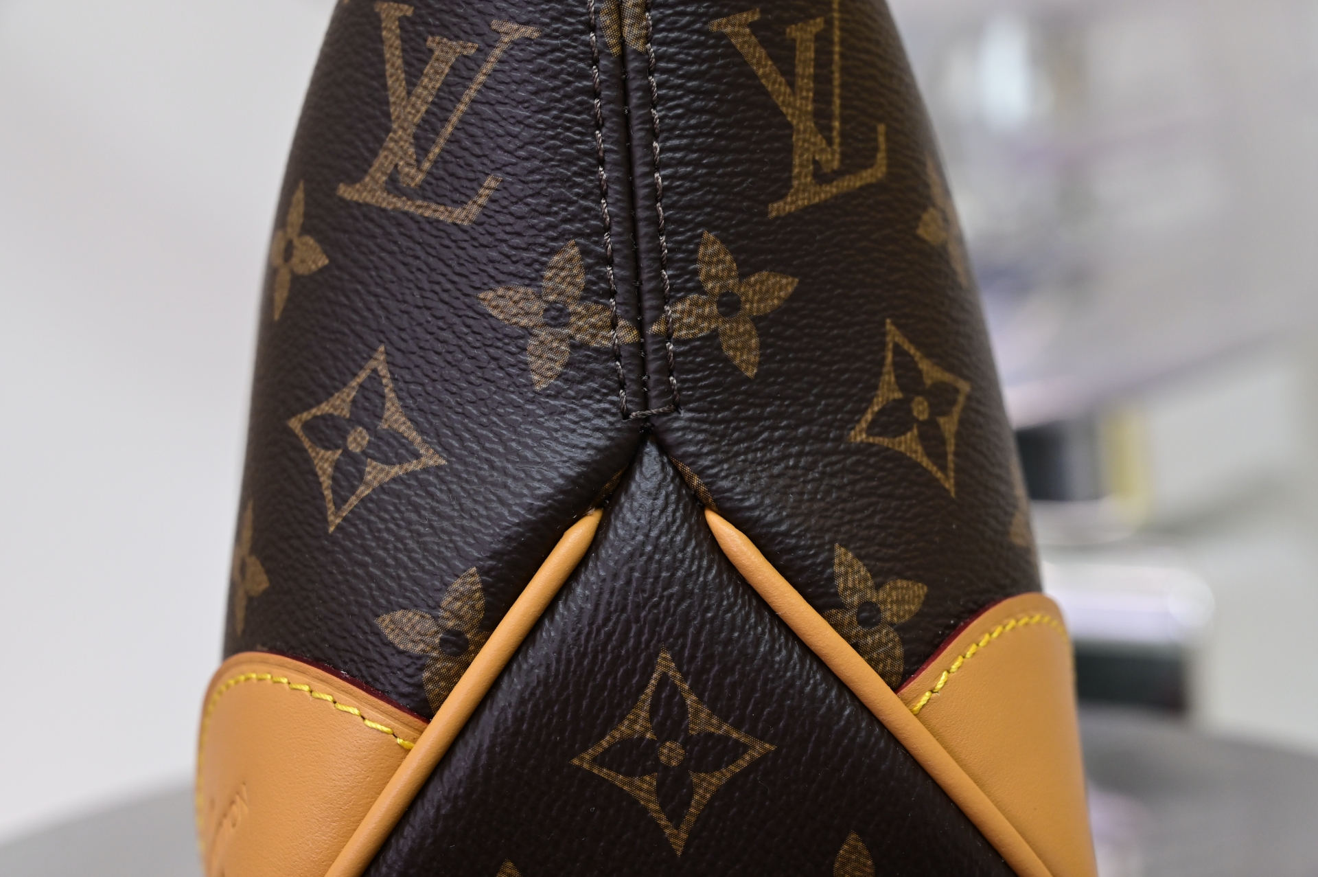 Louis Vuitton  LV