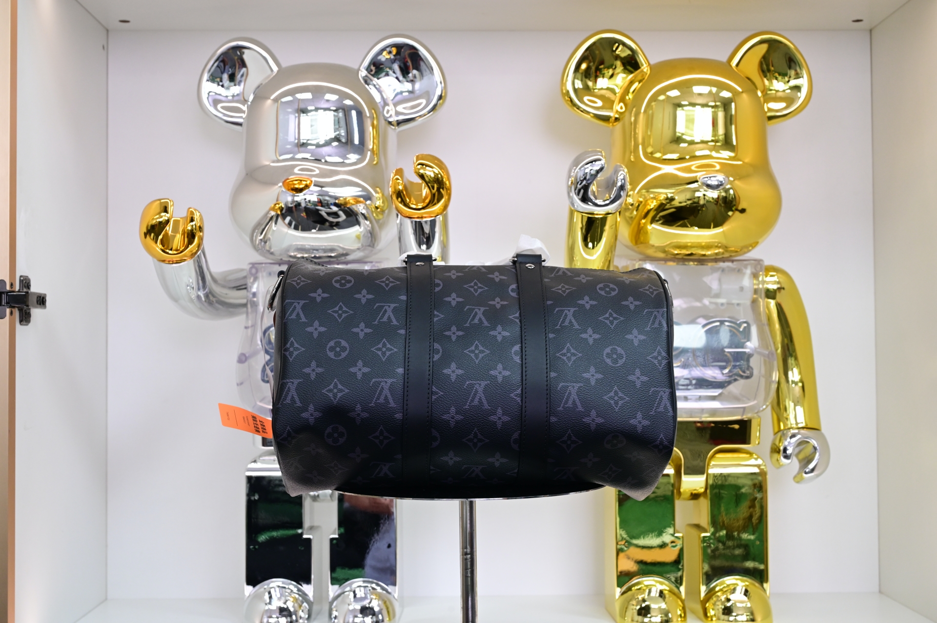 Louis Vuitton  LV