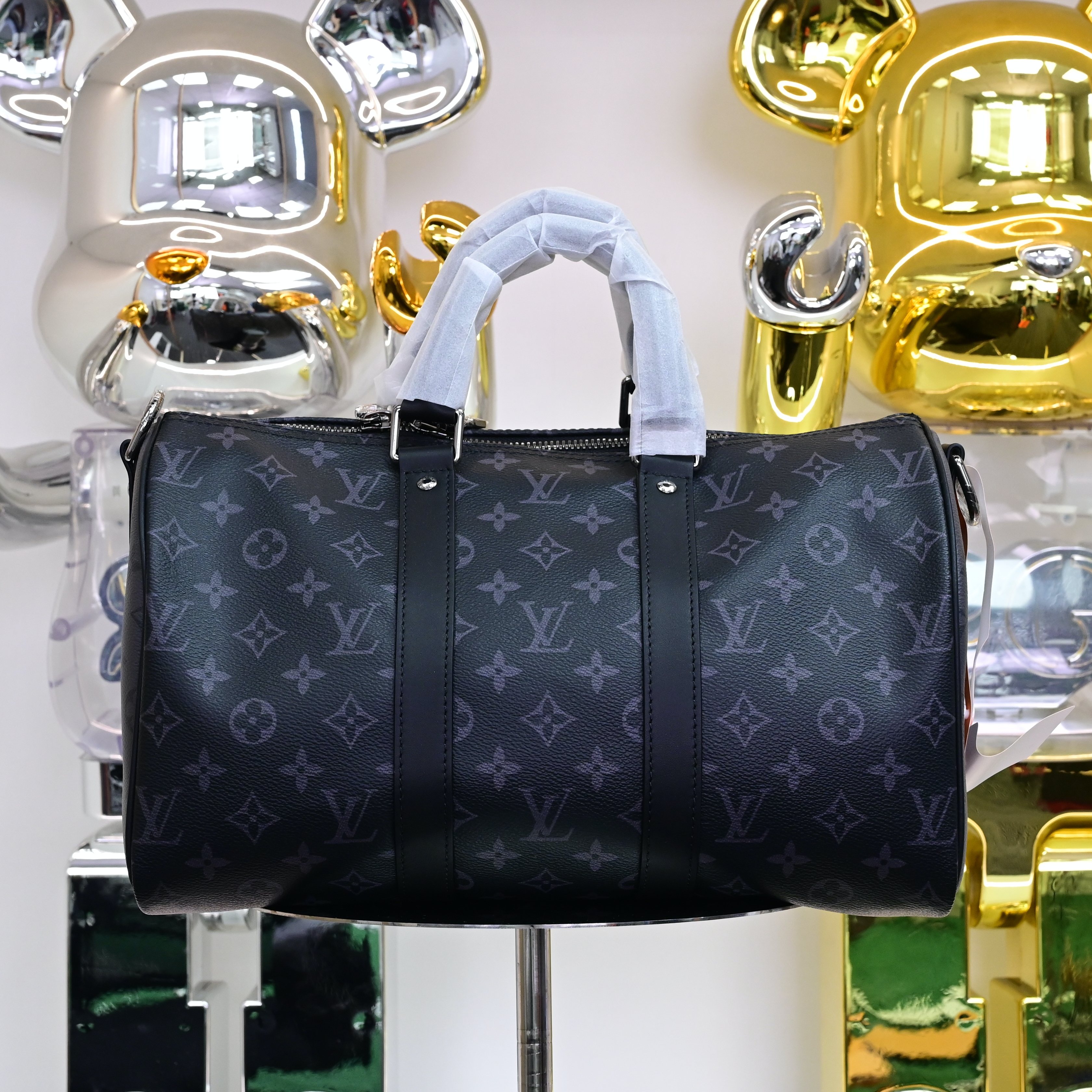 Louis Vuitton  LV