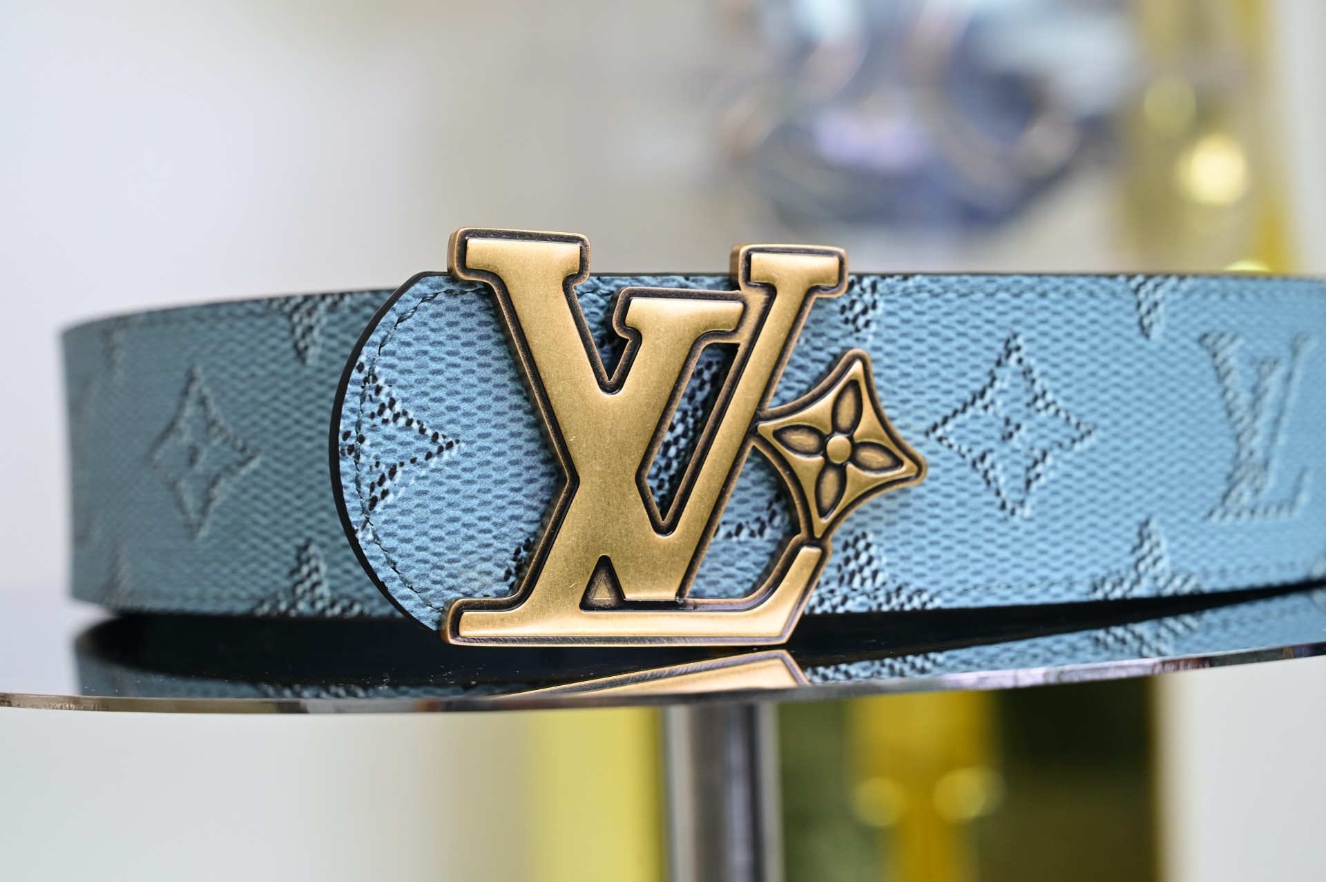 Louis Vuitton  LV