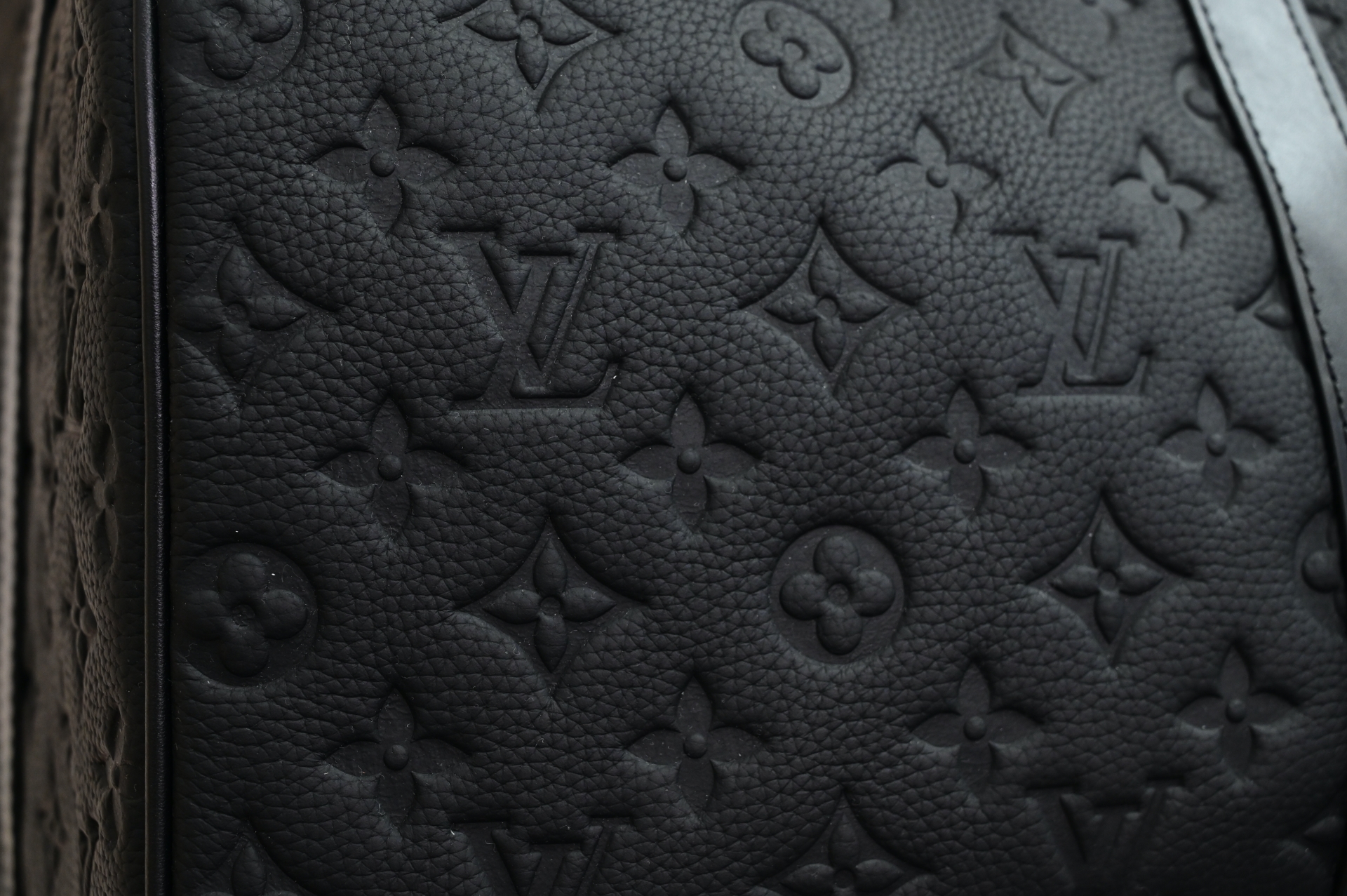 Louis Vuitton  LV