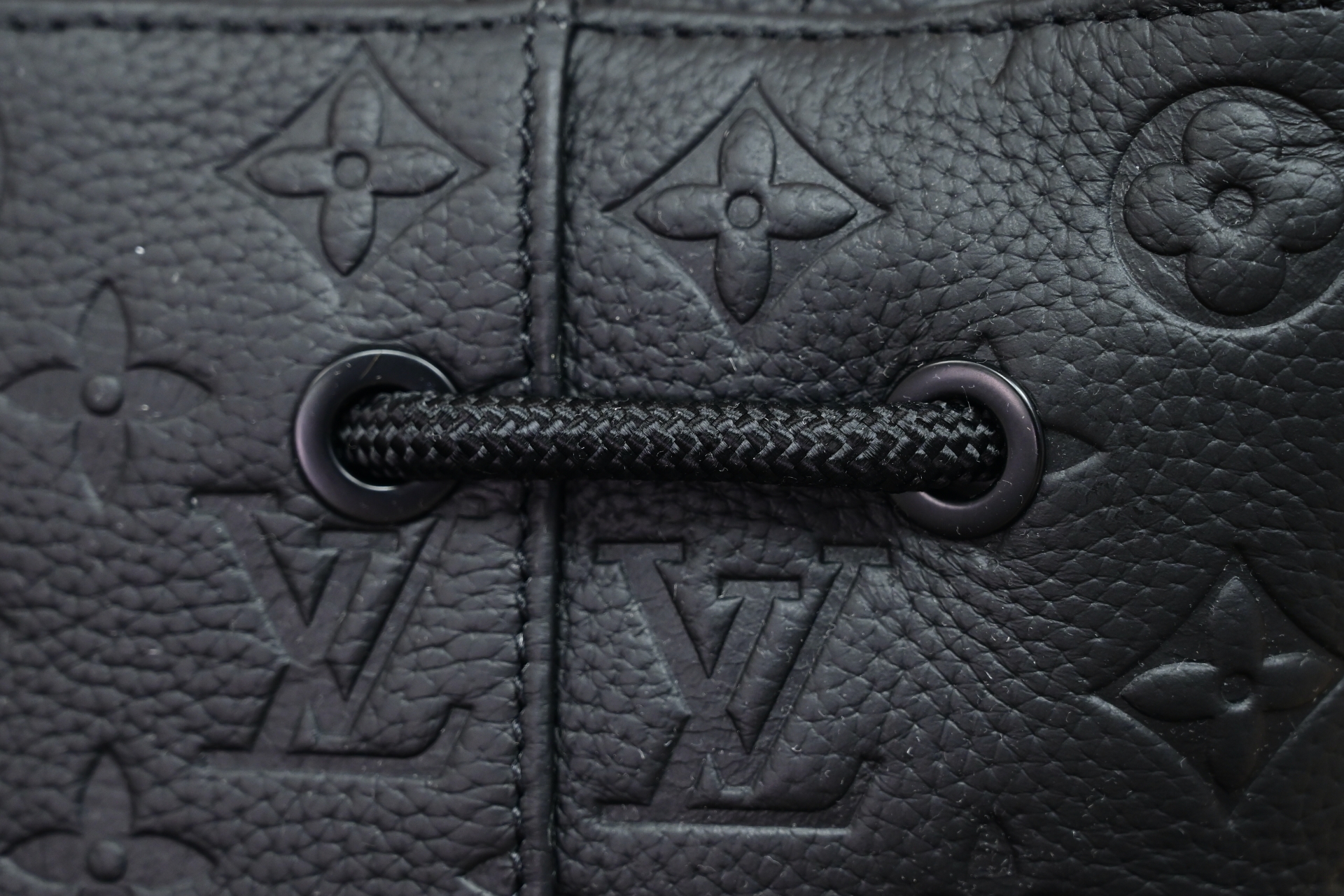 Louis Vuitton  LV