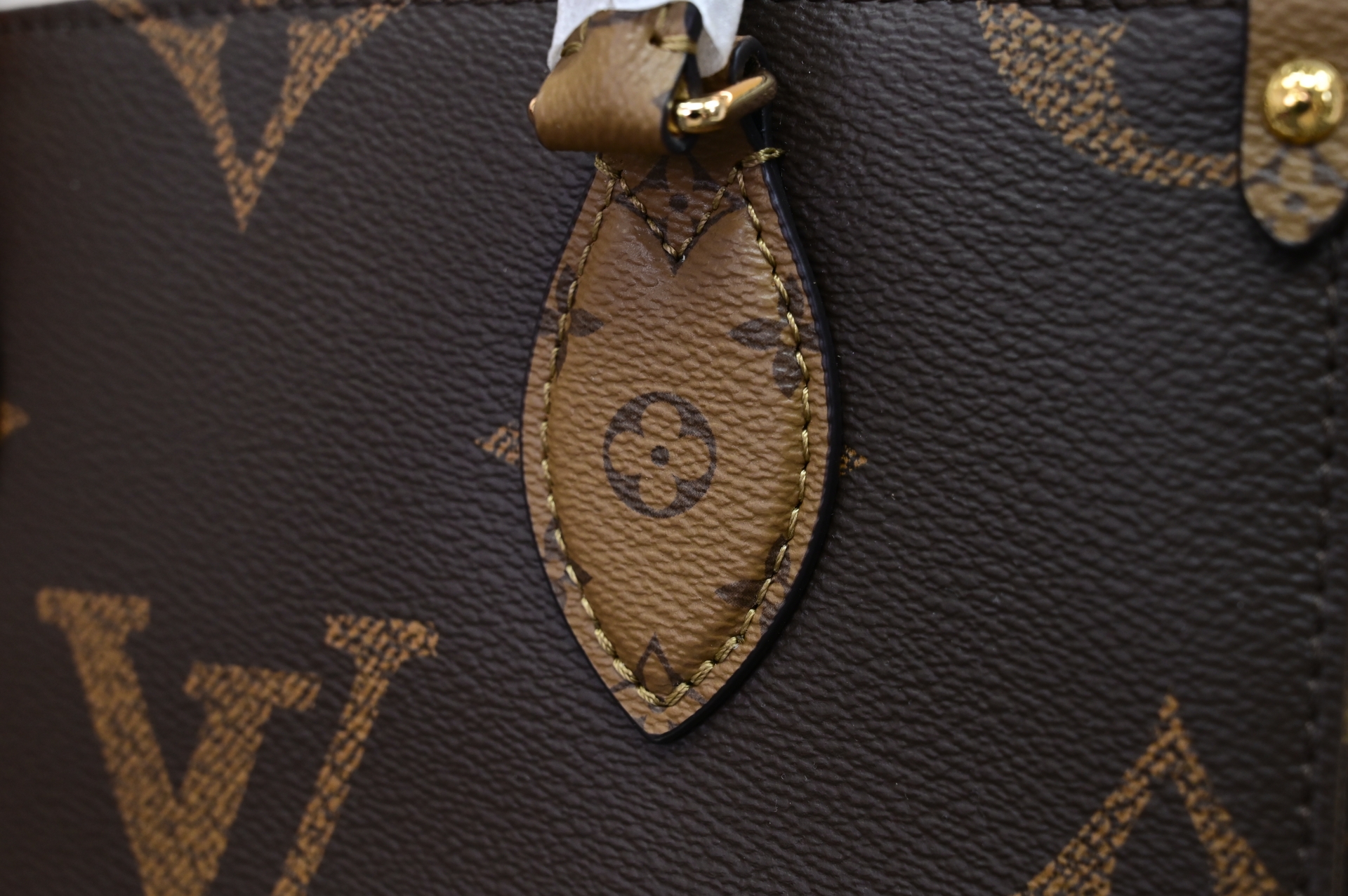 Louis Vuitton  LV