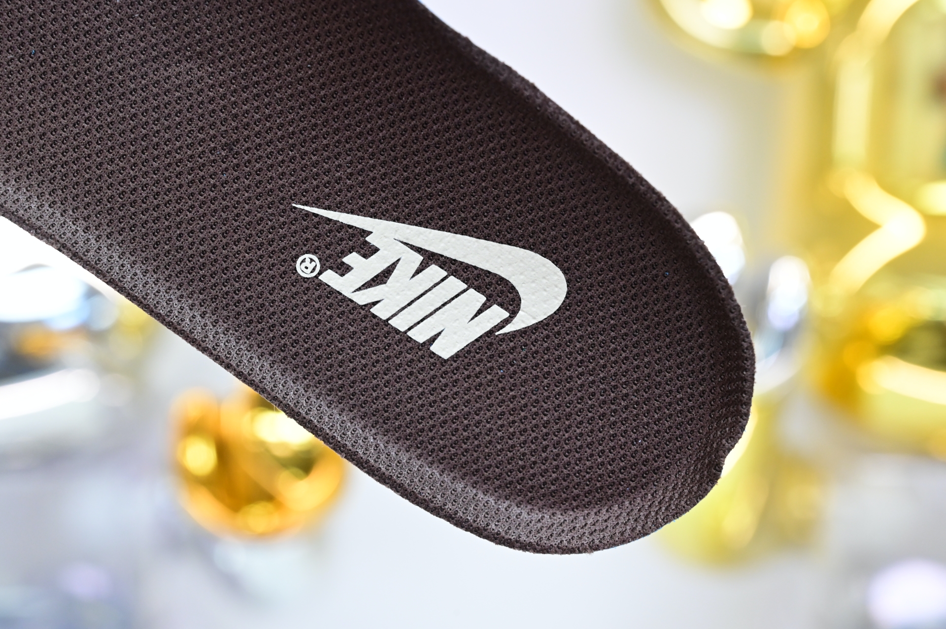 Travis Scott x Nike ZOOM Field JAXX“White/ Light Chocolate”HQ3073-100