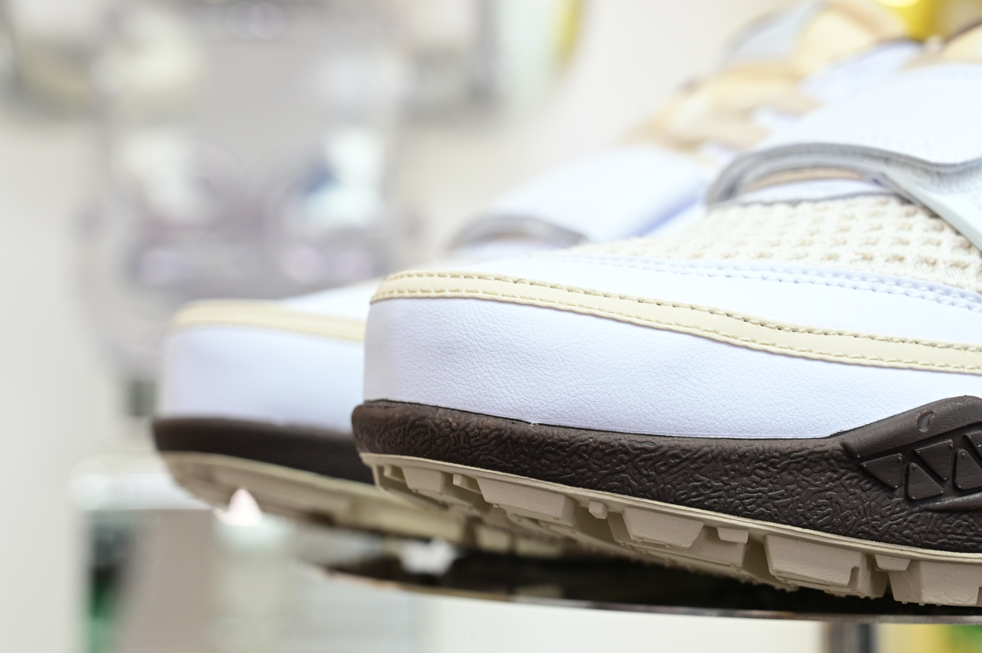 Travis Scott x Nike ZOOM Field JAXX“White/ Light Chocolate”HQ3073-100