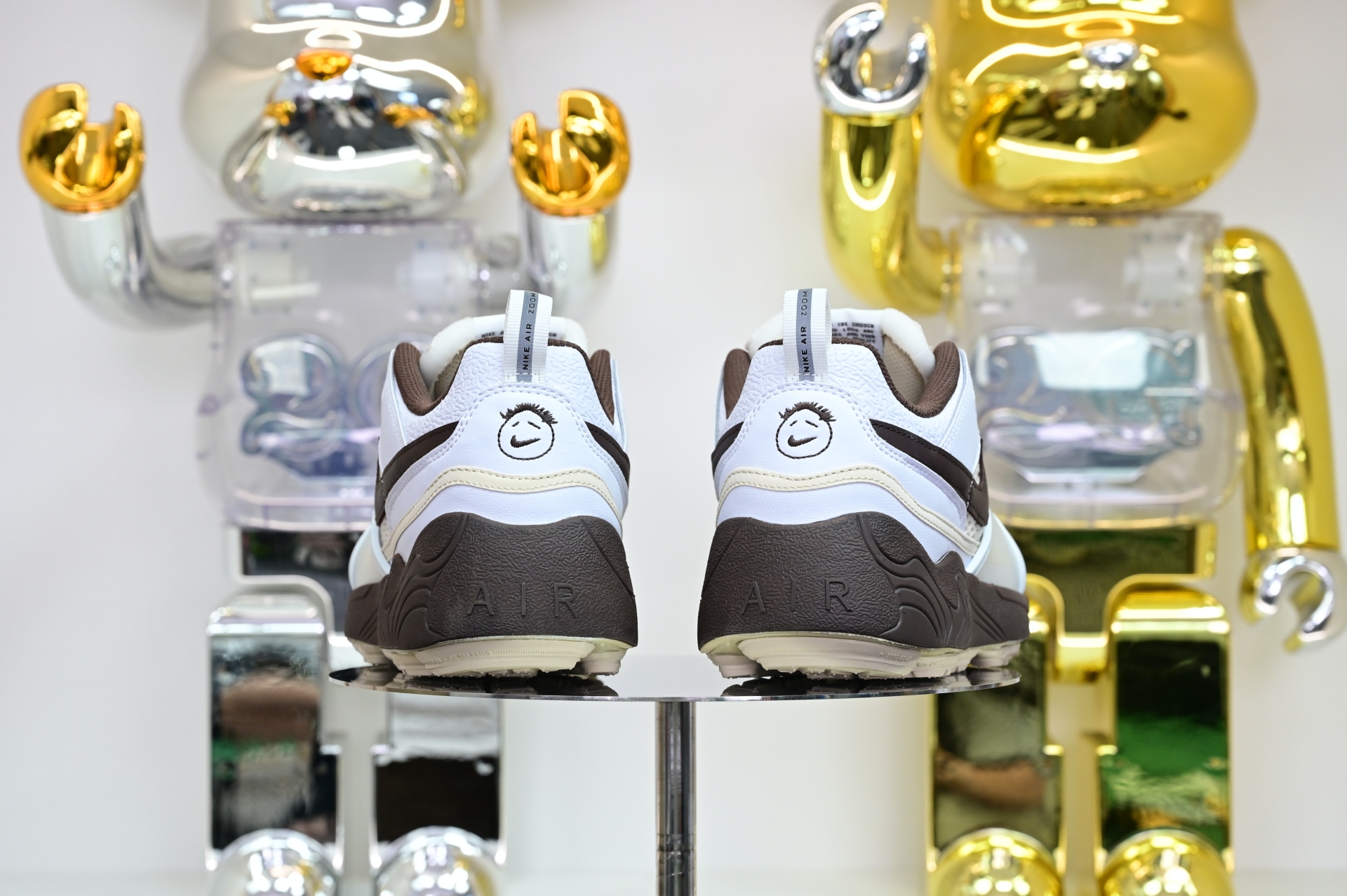 Travis Scott x Nike ZOOM Field JAXX“White/ Light Chocolate”HQ3073-100