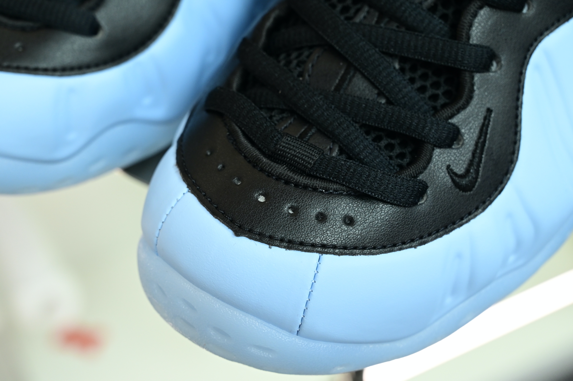 Nike Air Foamposite One 'Psychic Blue and Black'  HJ6014-400