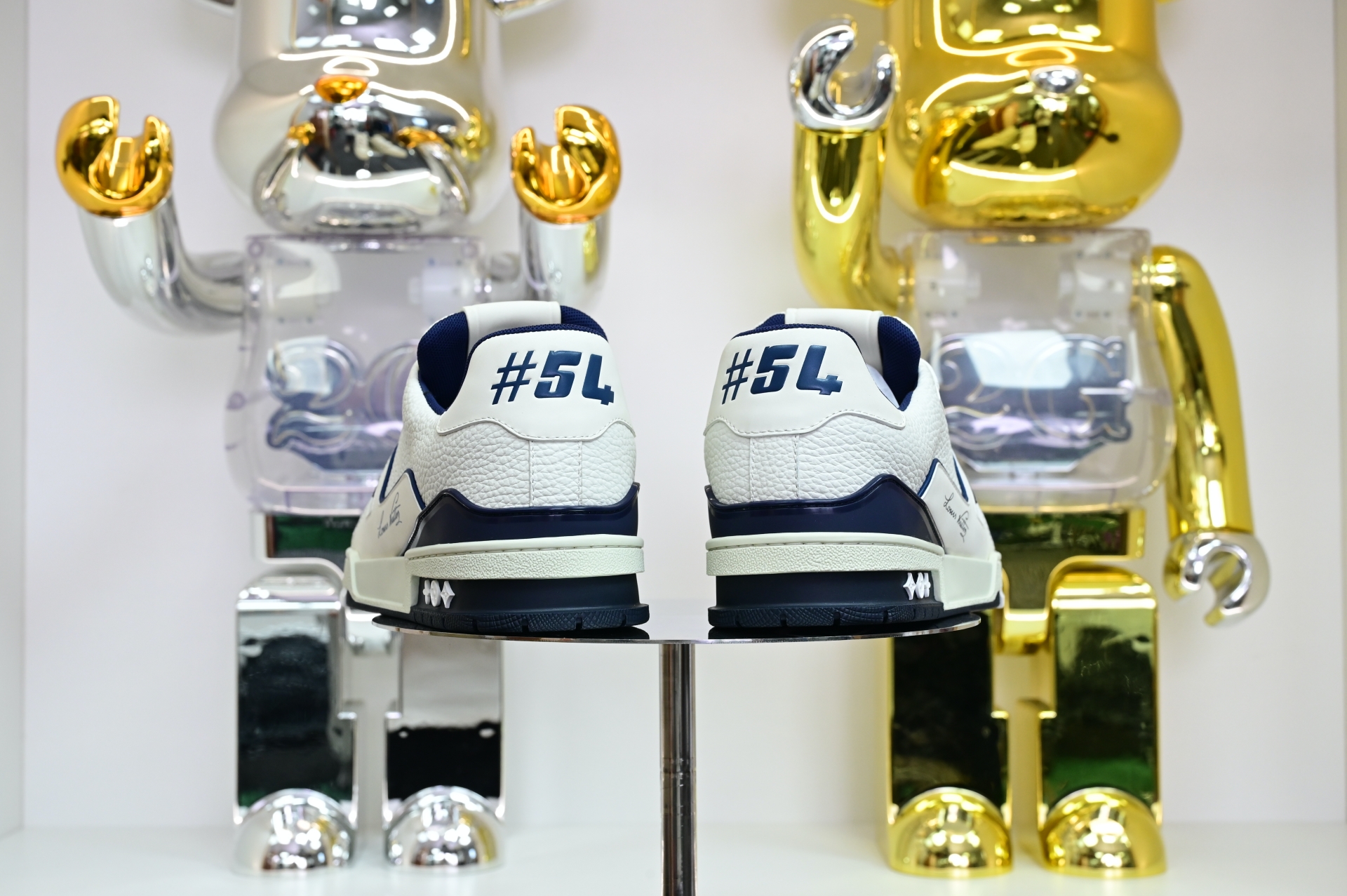 Louis Vuitton  LV   Trainer