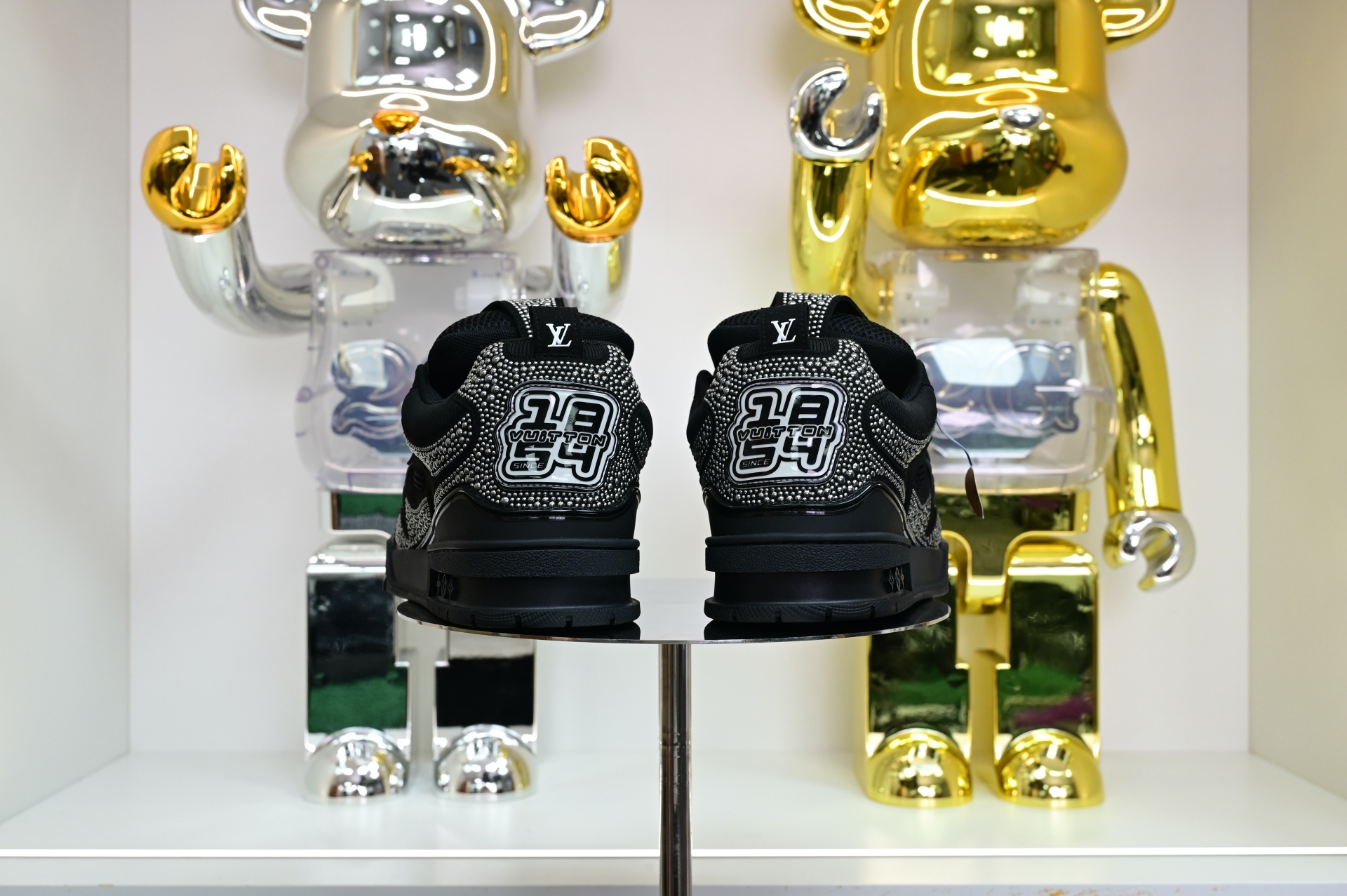 Louis Vuitton  LV  Skate